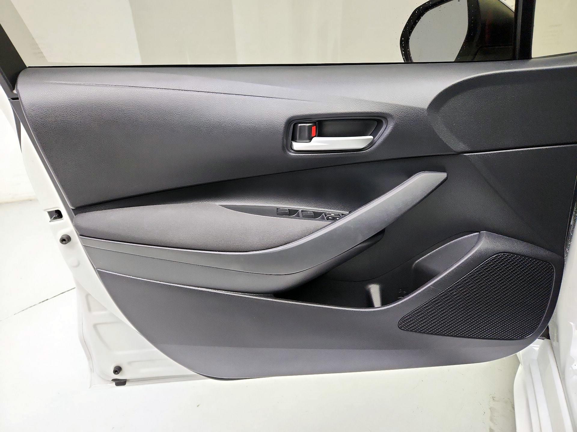 Thumbnail: 2021 Toyota Corolla - 12