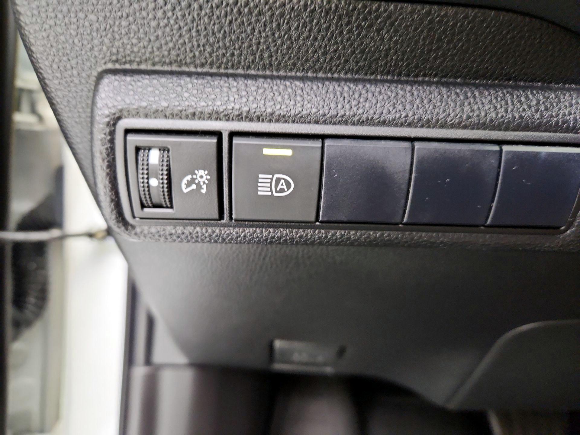 Thumbnail: 2021 Toyota Corolla - 13