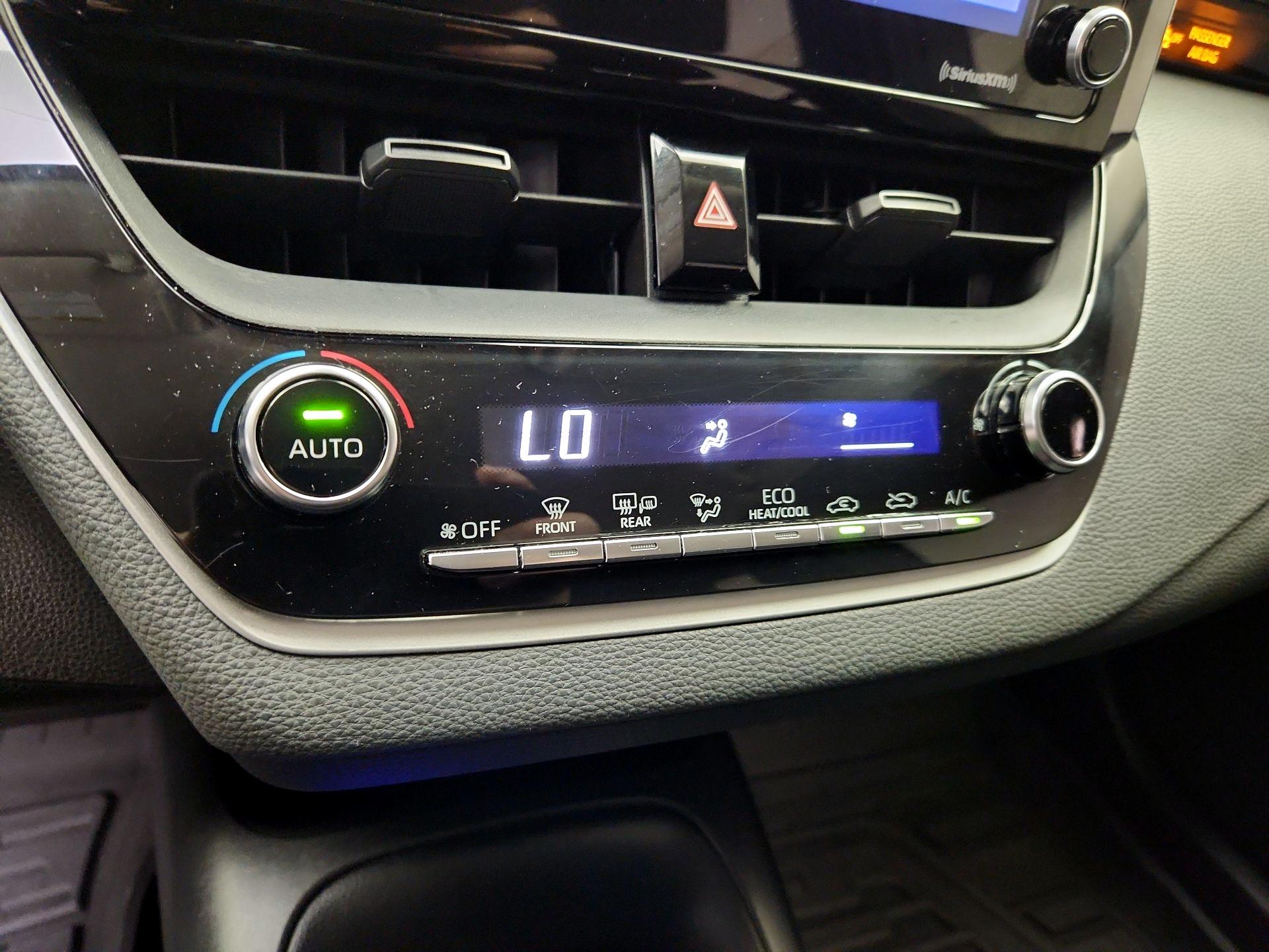 Thumbnail: 2021 Toyota Corolla - 16