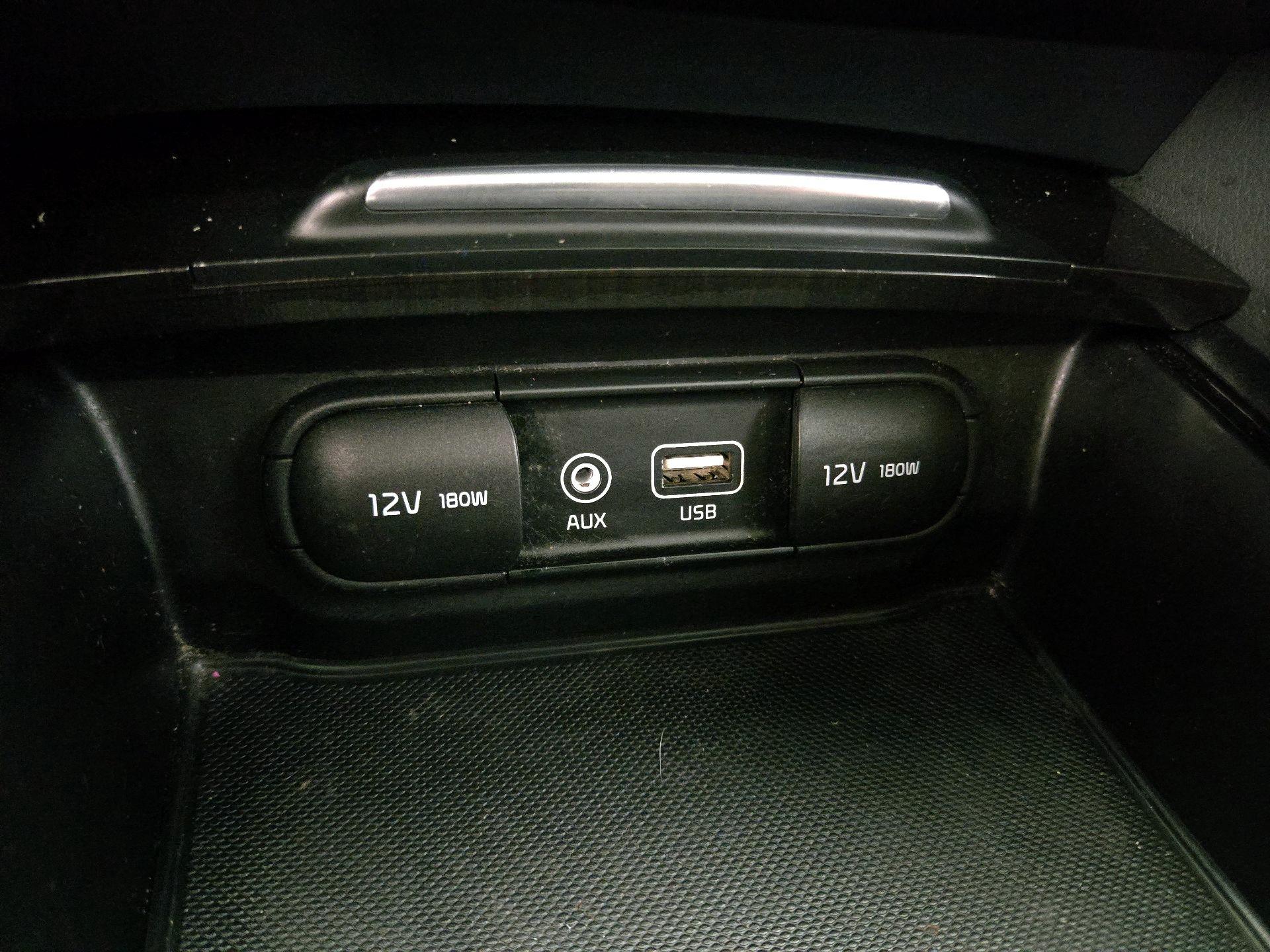 Thumbnail: 2019 Kia Optima - 19