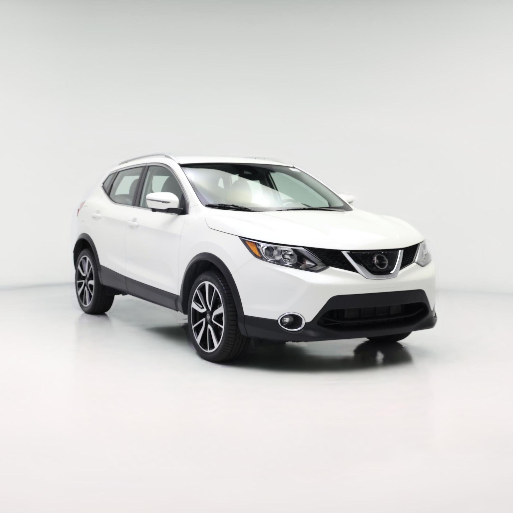 Thumbnail: 2019 Nissan Rogue Sport - 1