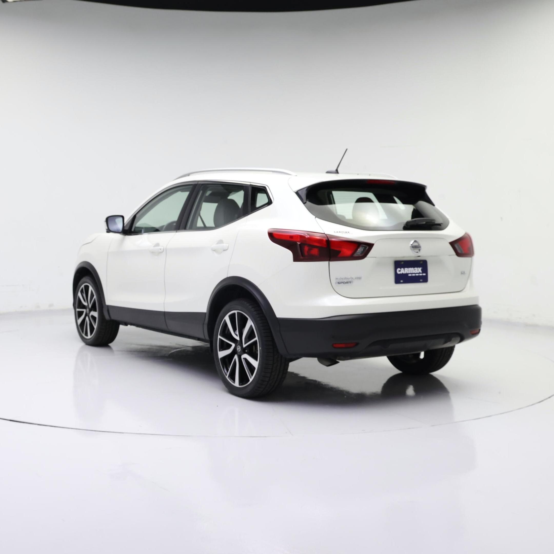 Thumbnail: 2019 Nissan Rogue Sport - 2