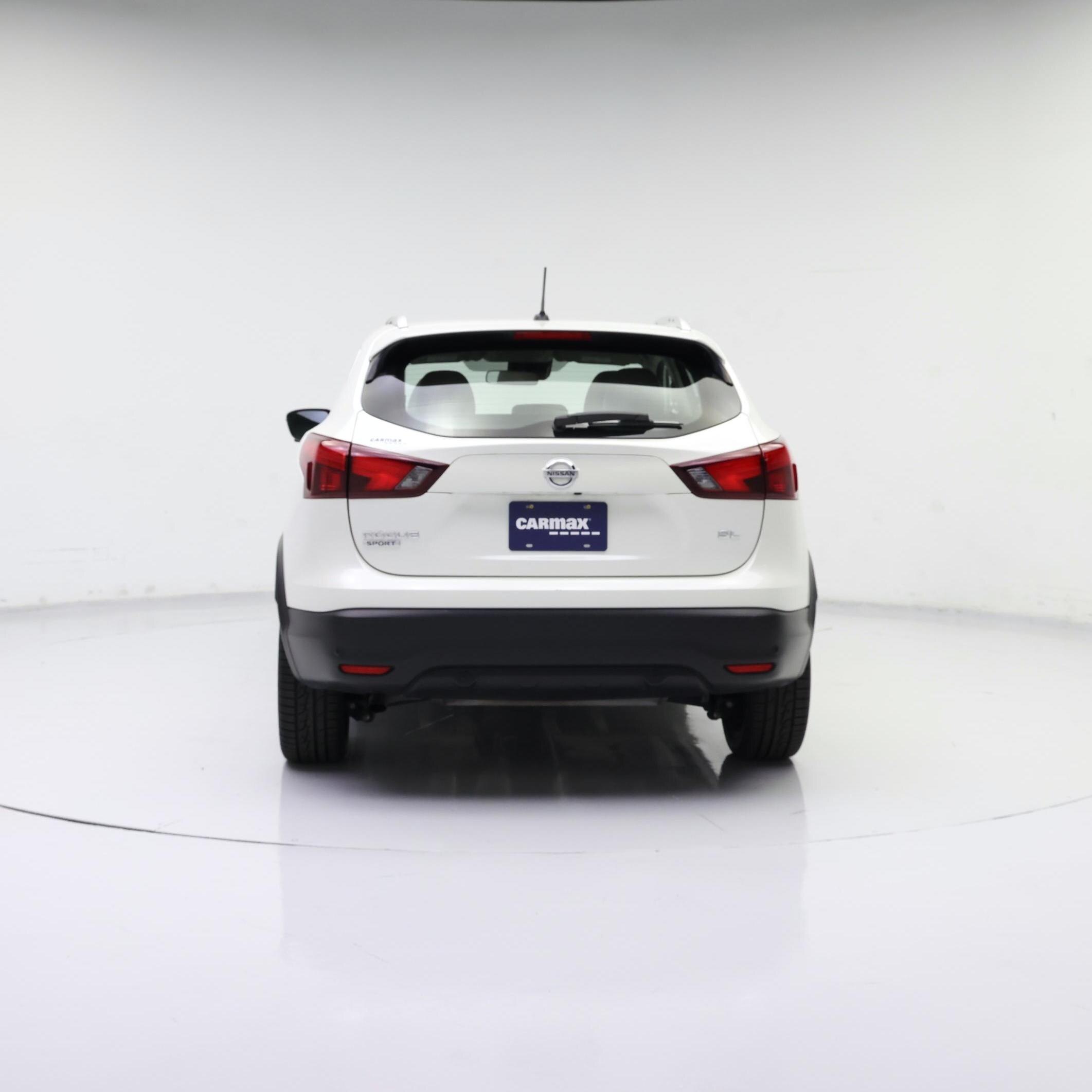 Thumbnail: 2019 Nissan Rogue Sport - 6