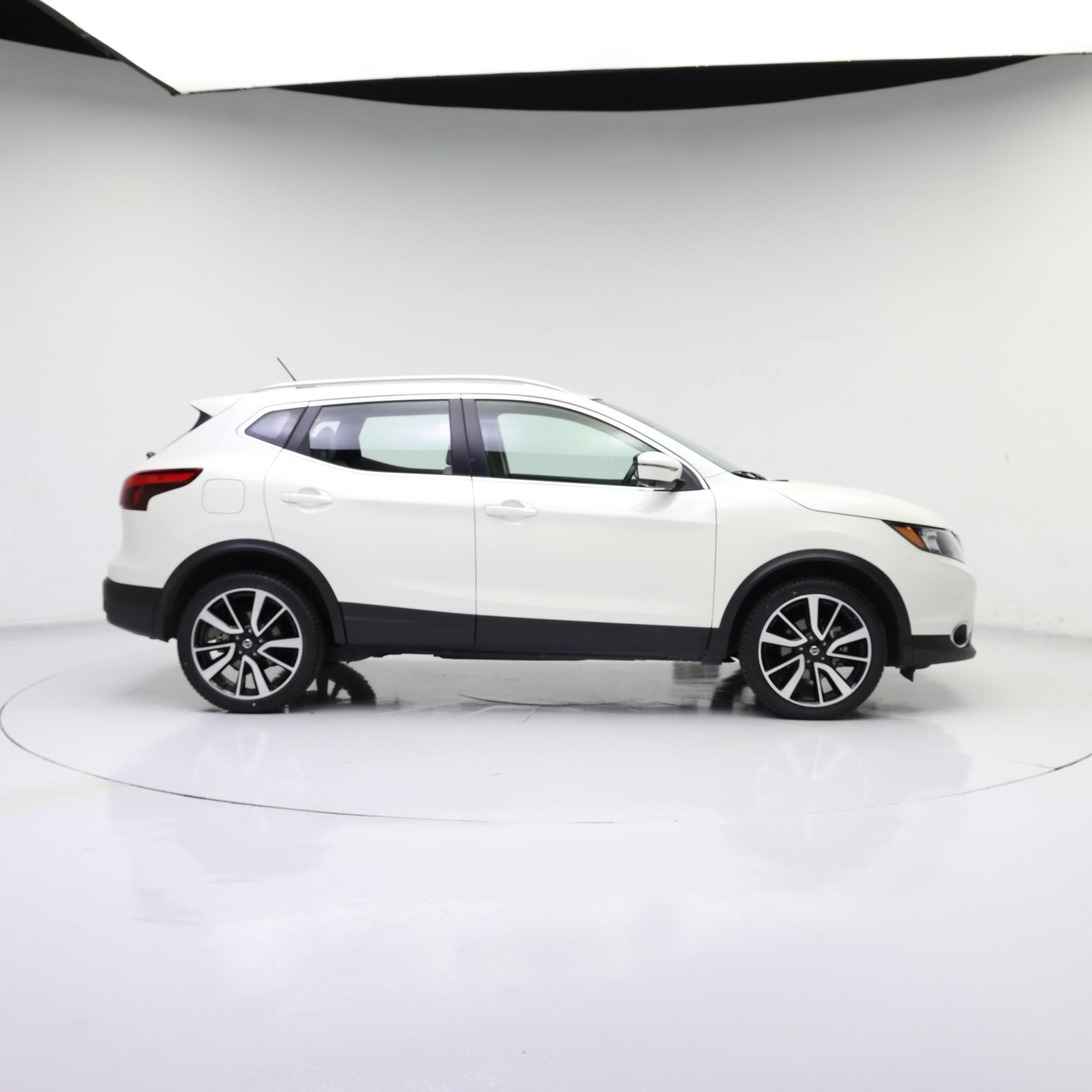 Thumbnail: 2019 Nissan Rogue Sport - 7