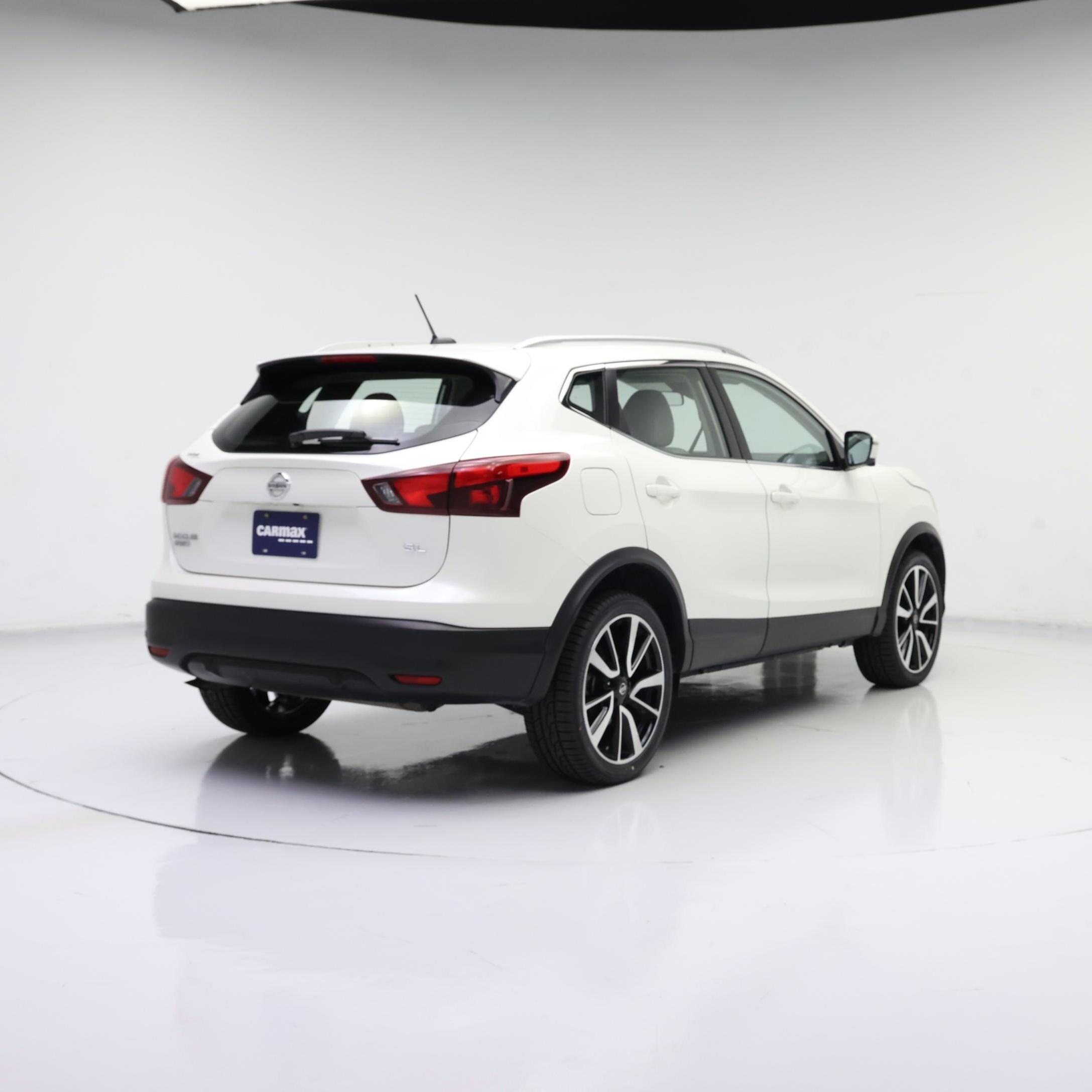 Thumbnail: 2019 Nissan Rogue Sport - 8