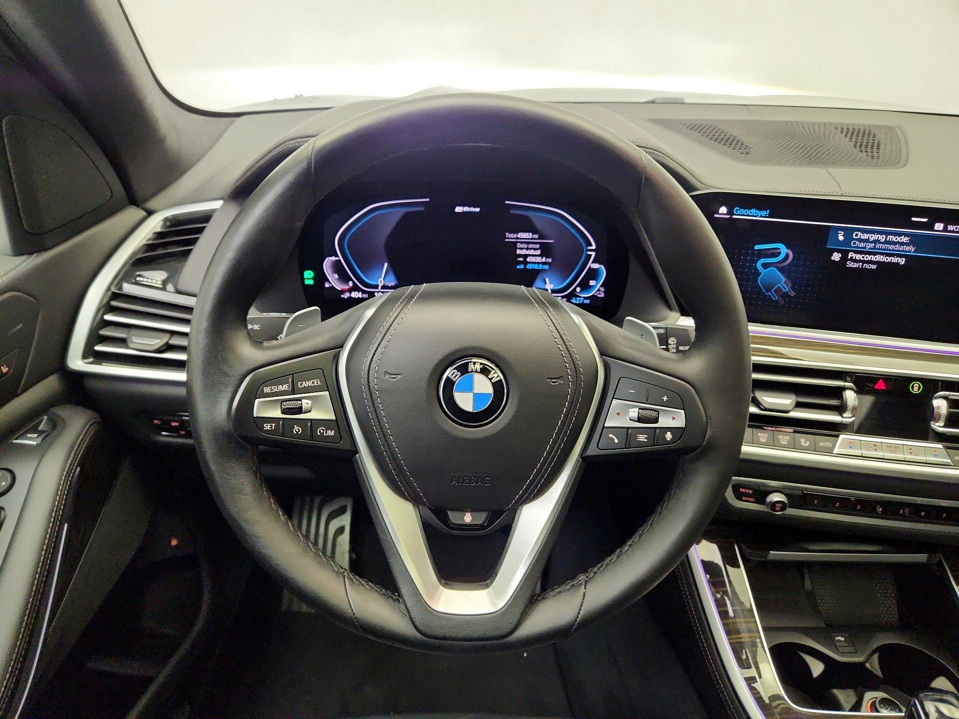 Thumbnail: 2021 BMW X5 - 10