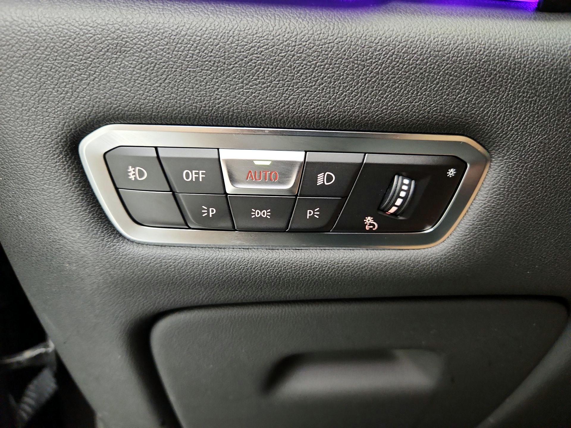 Thumbnail: 2021 BMW X5 - 13