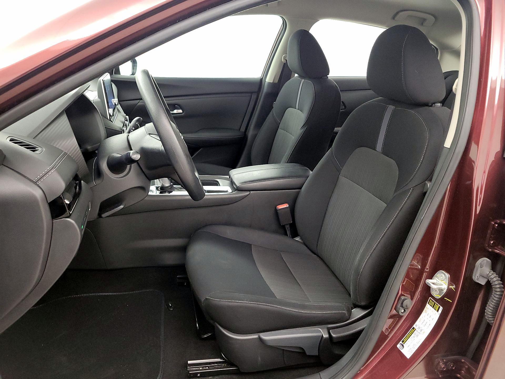 Thumbnail: 2024 Nissan Sentra - 11