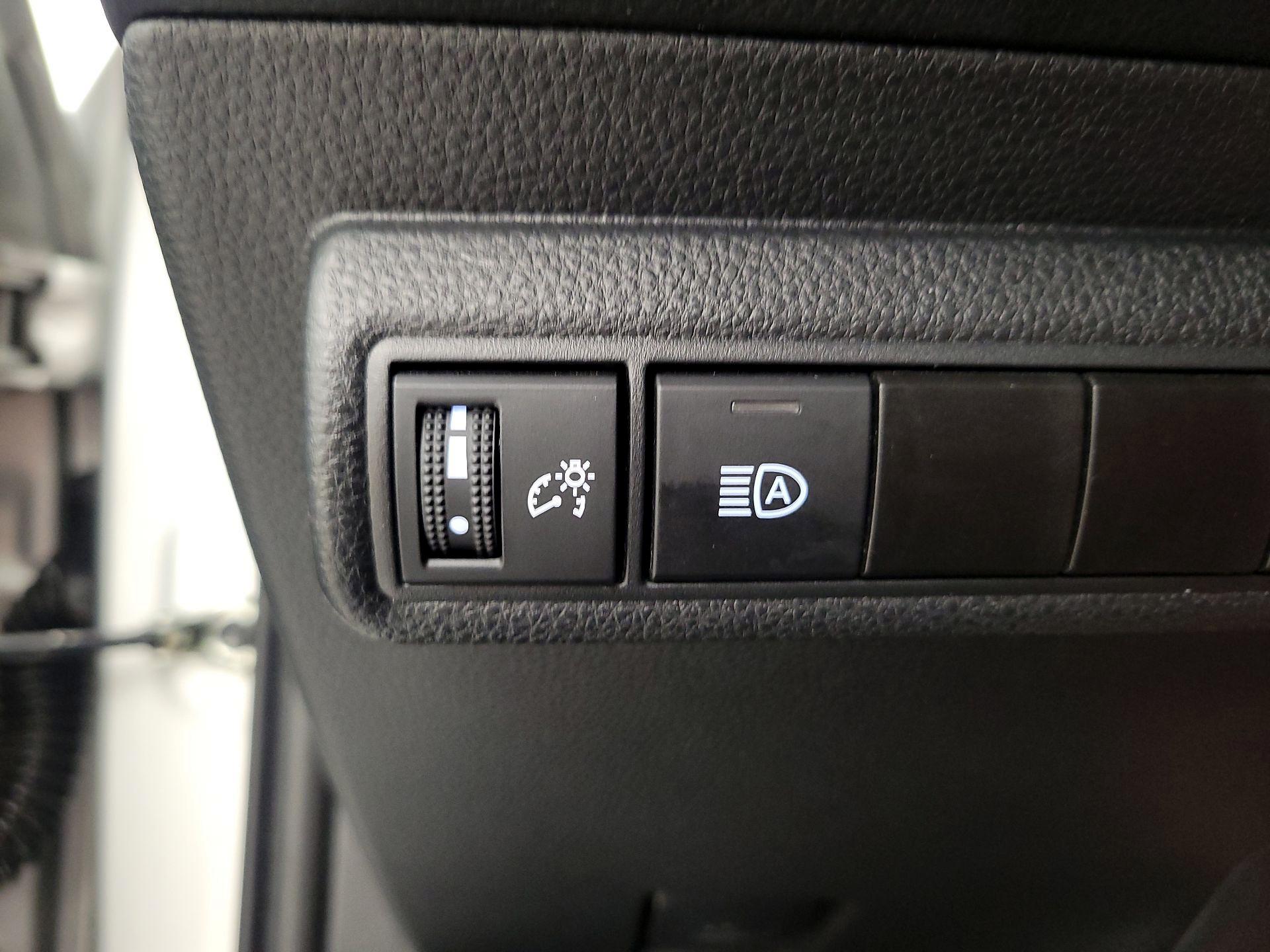 Thumbnail: 2024 Toyota Corolla - 13