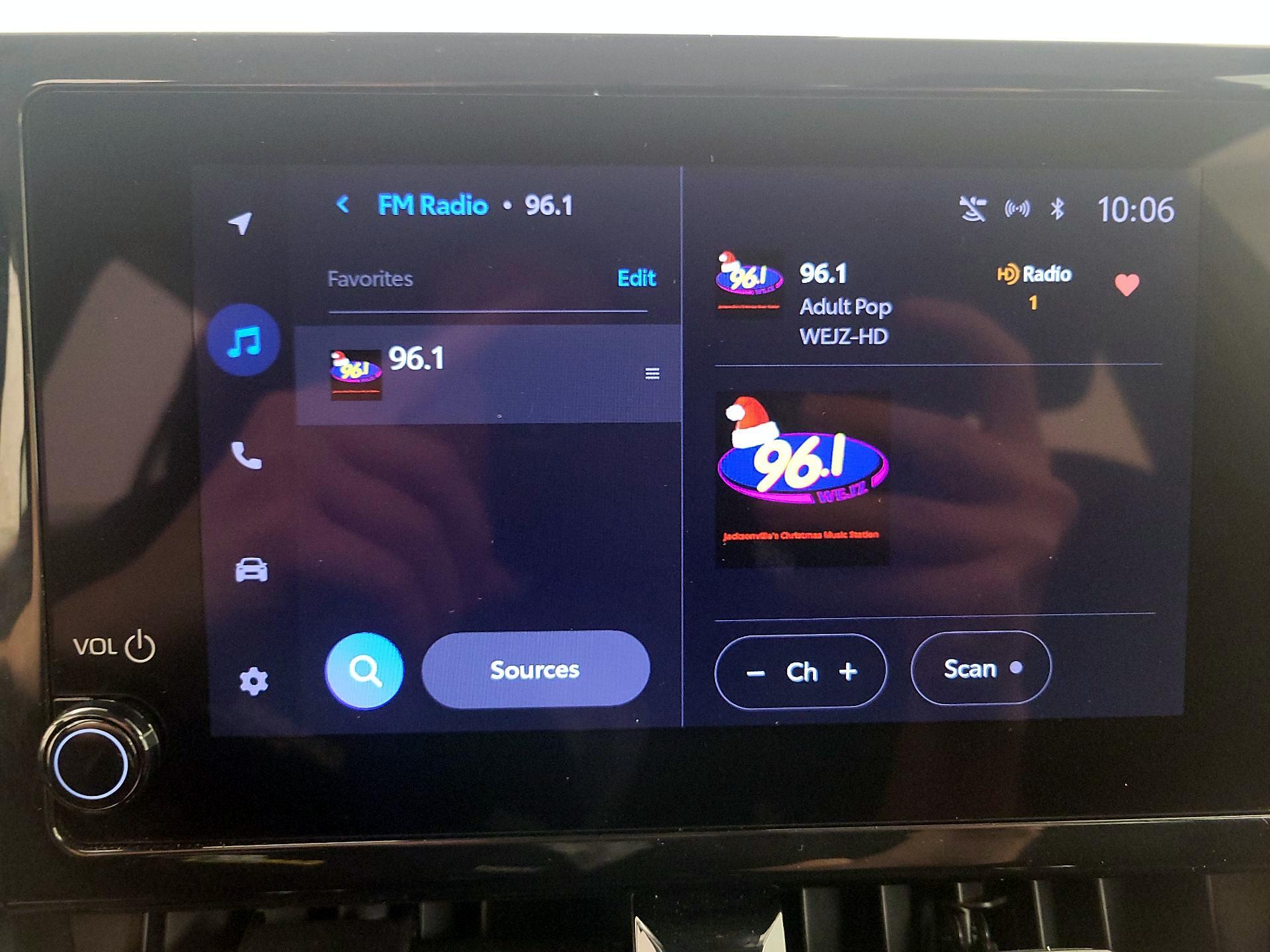 Thumbnail: 2024 Toyota Corolla - 15