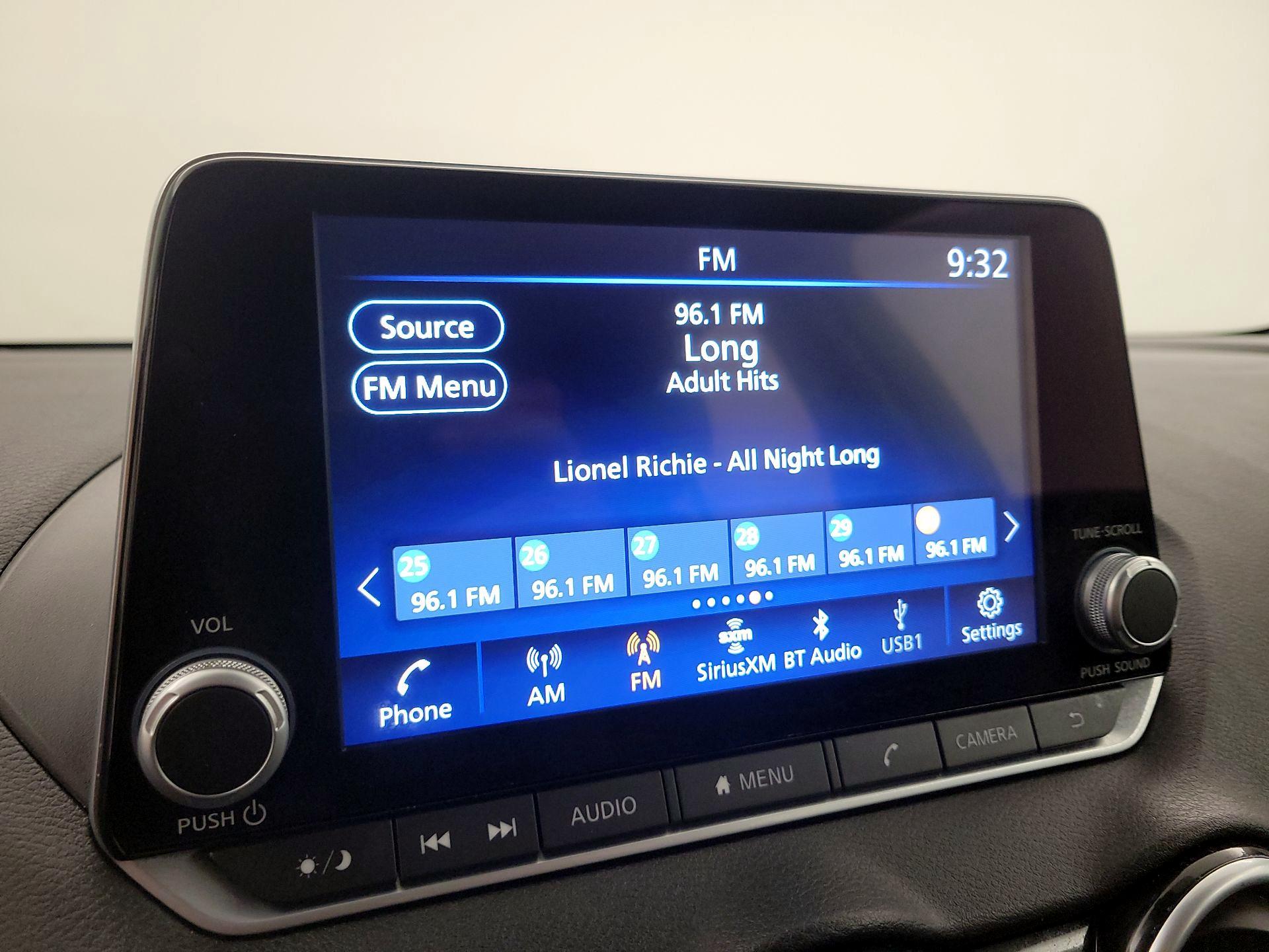 Thumbnail: 2024 Nissan Sentra - 15