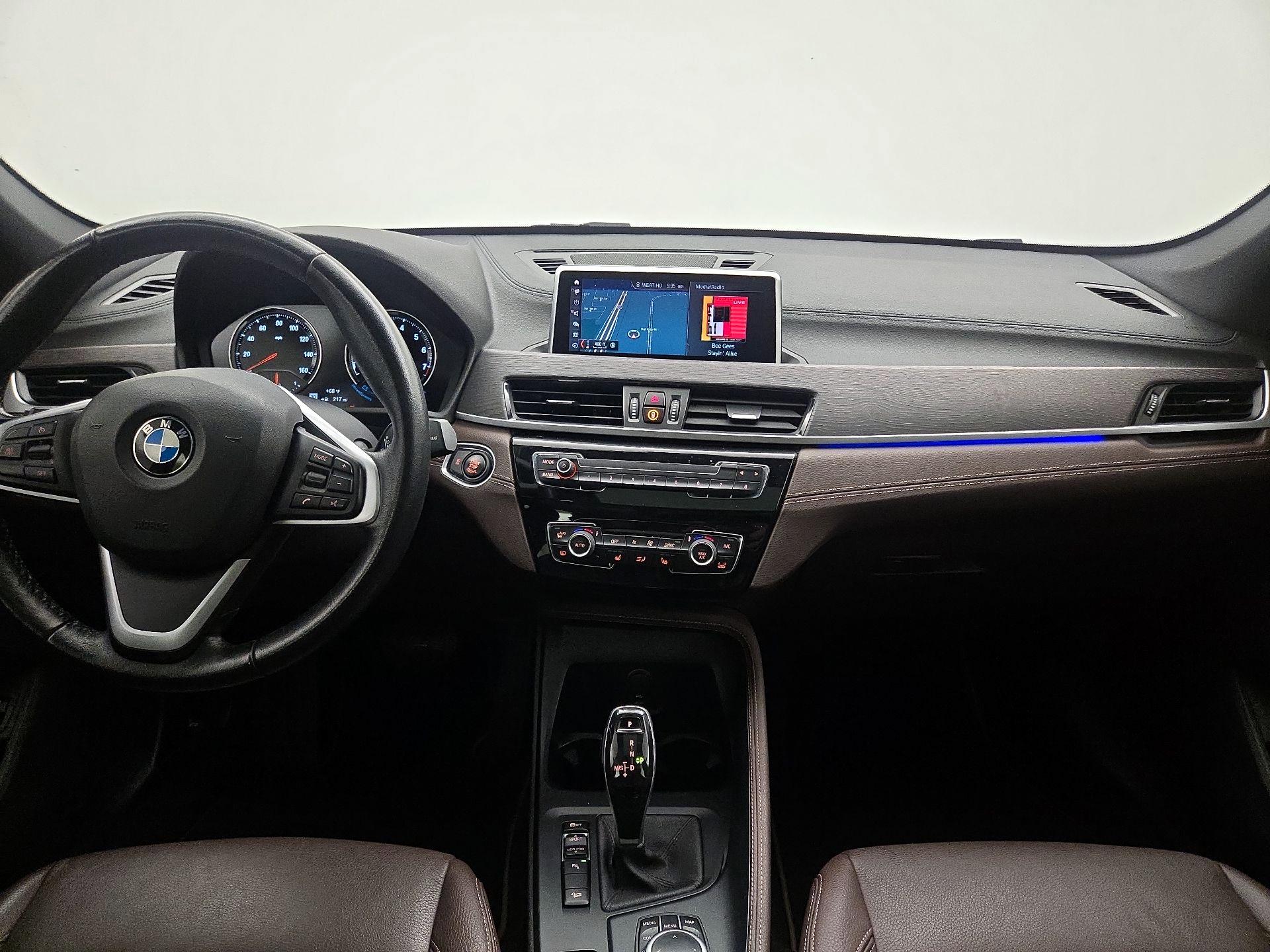 Thumbnail: 2020 BMW X1 - 9