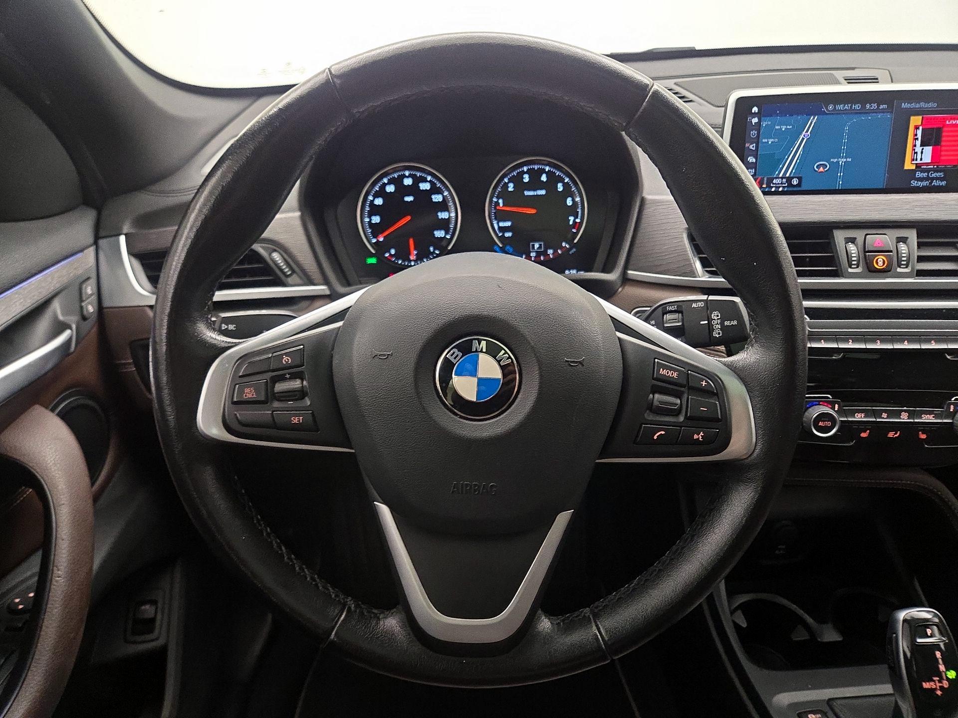 Thumbnail: 2020 BMW X1 - 10