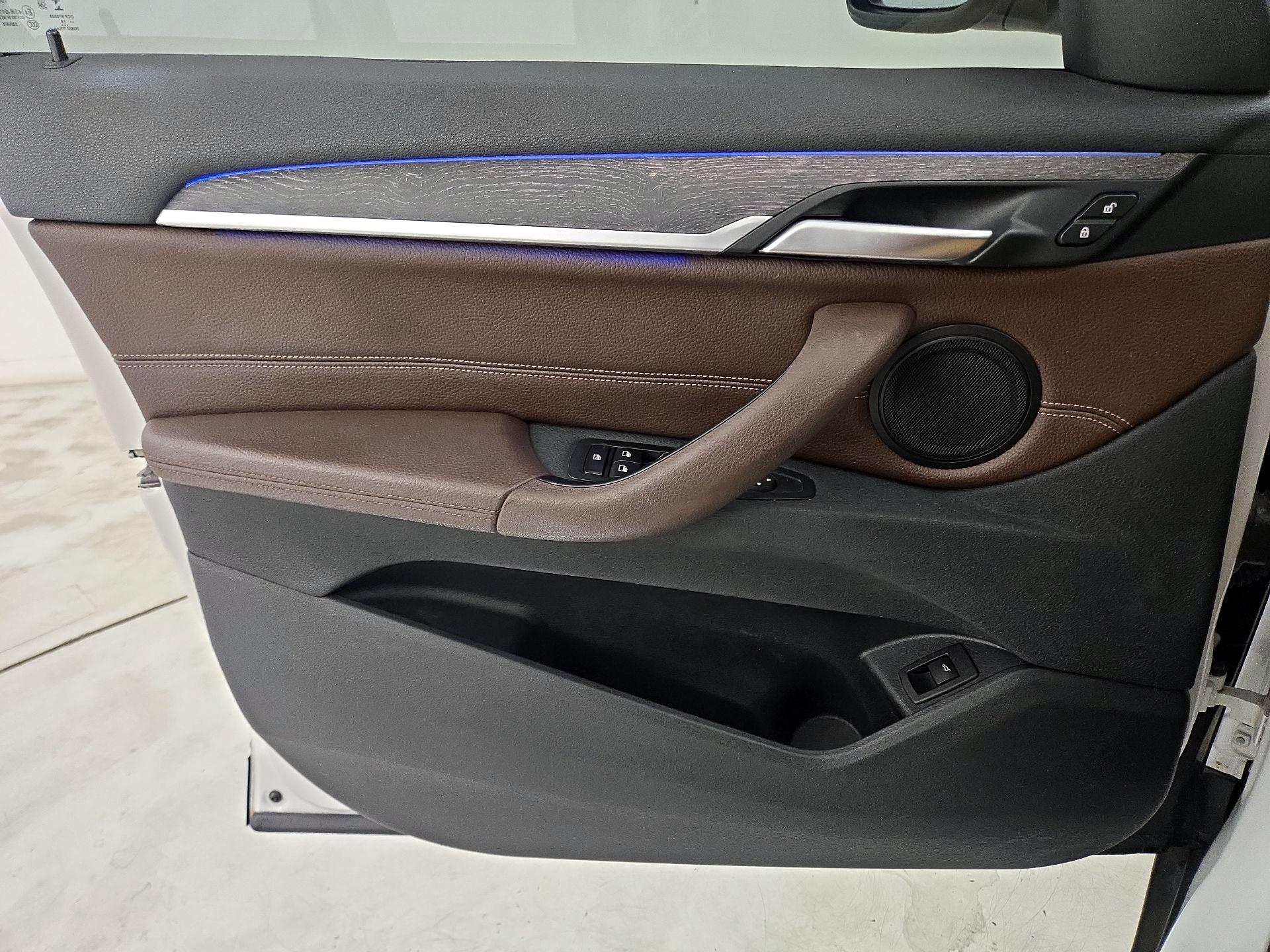 Thumbnail: 2020 BMW X1 - 12