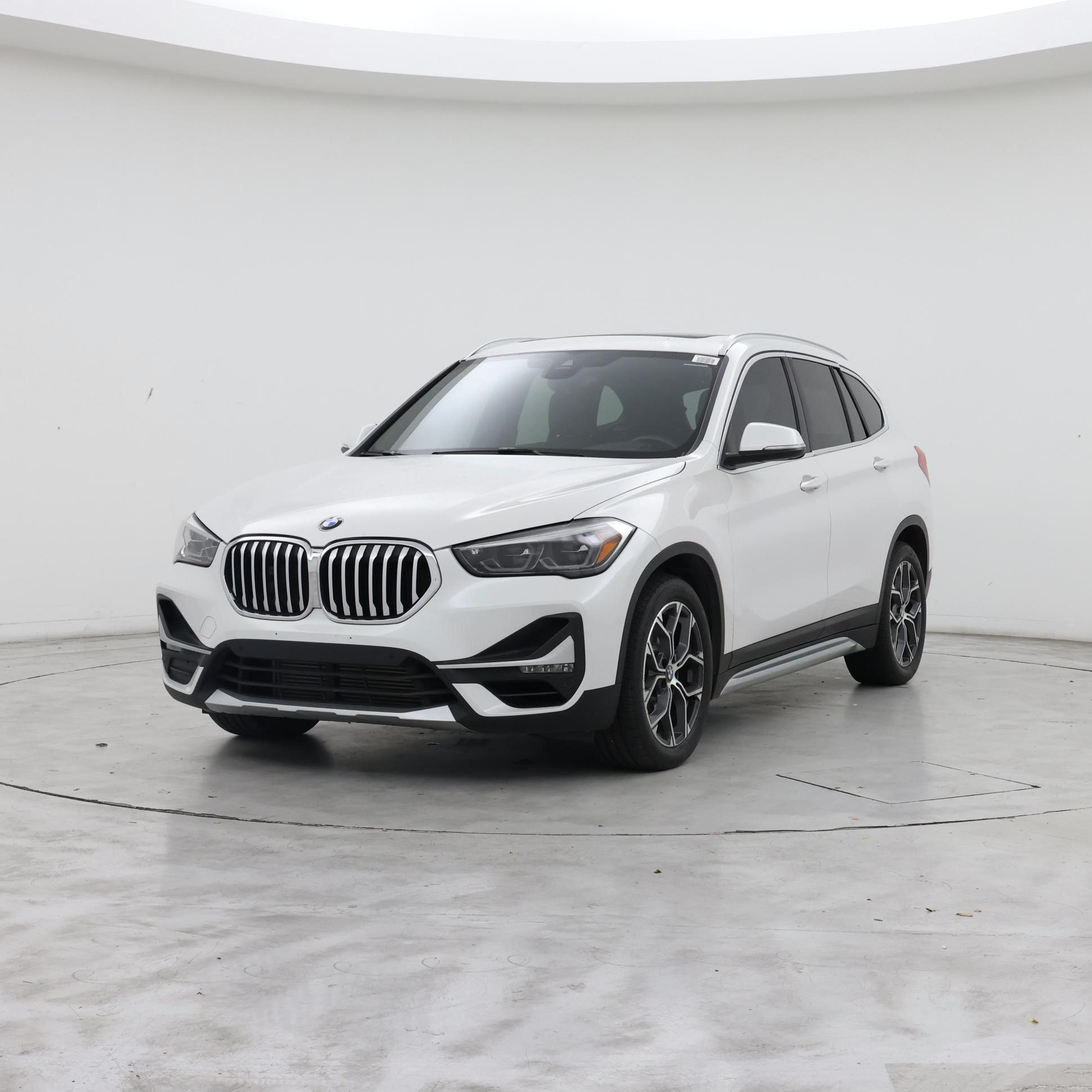 Thumbnail: 2020 BMW X1 - 4