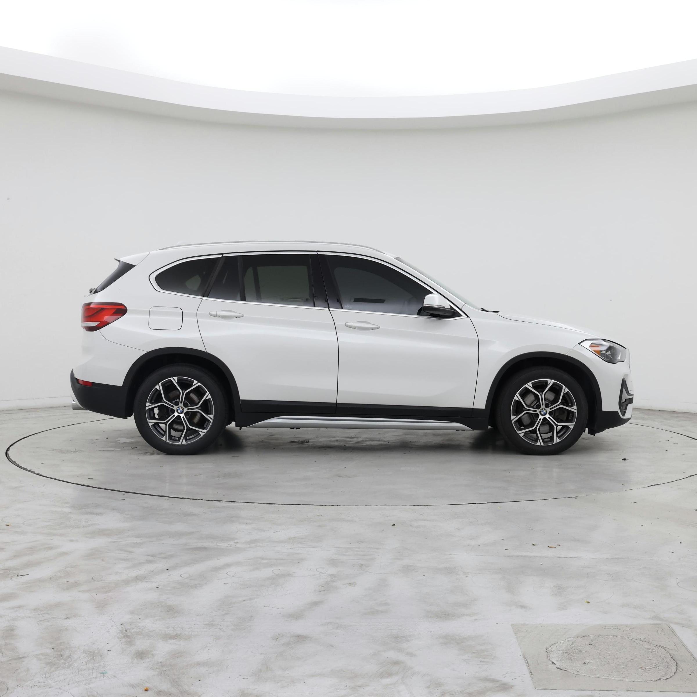 Thumbnail: 2020 BMW X1 - 7