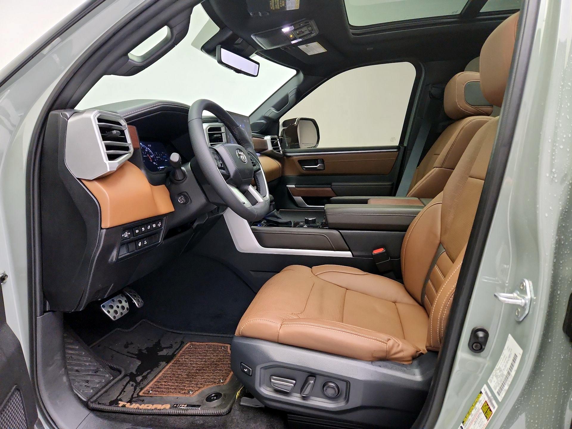 Thumbnail: 2025 Toyota Tundra - 11