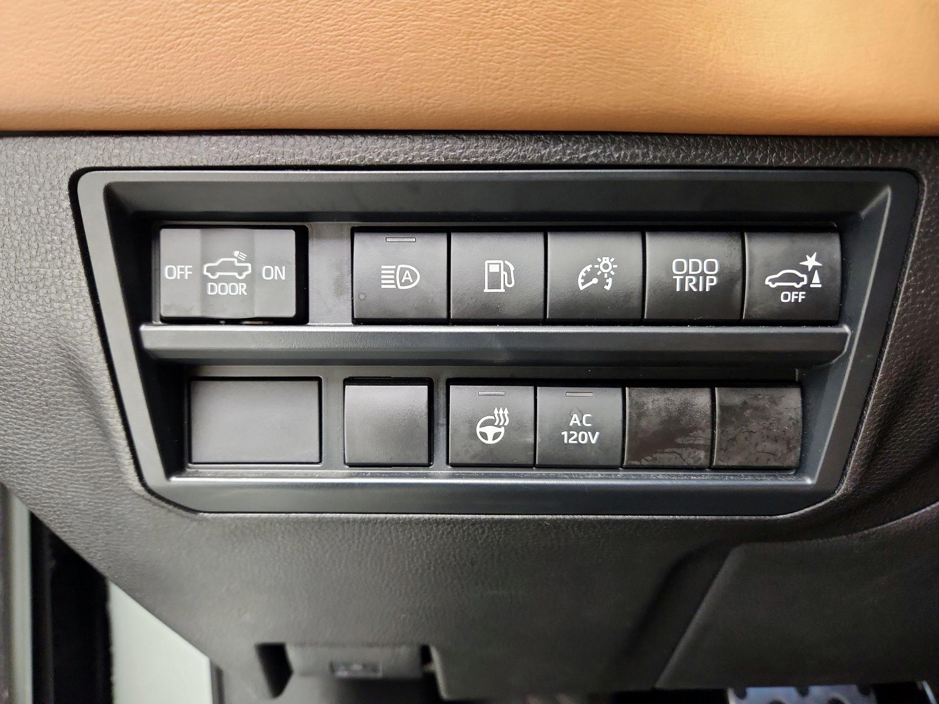 Thumbnail: 2025 Toyota Tundra - 13