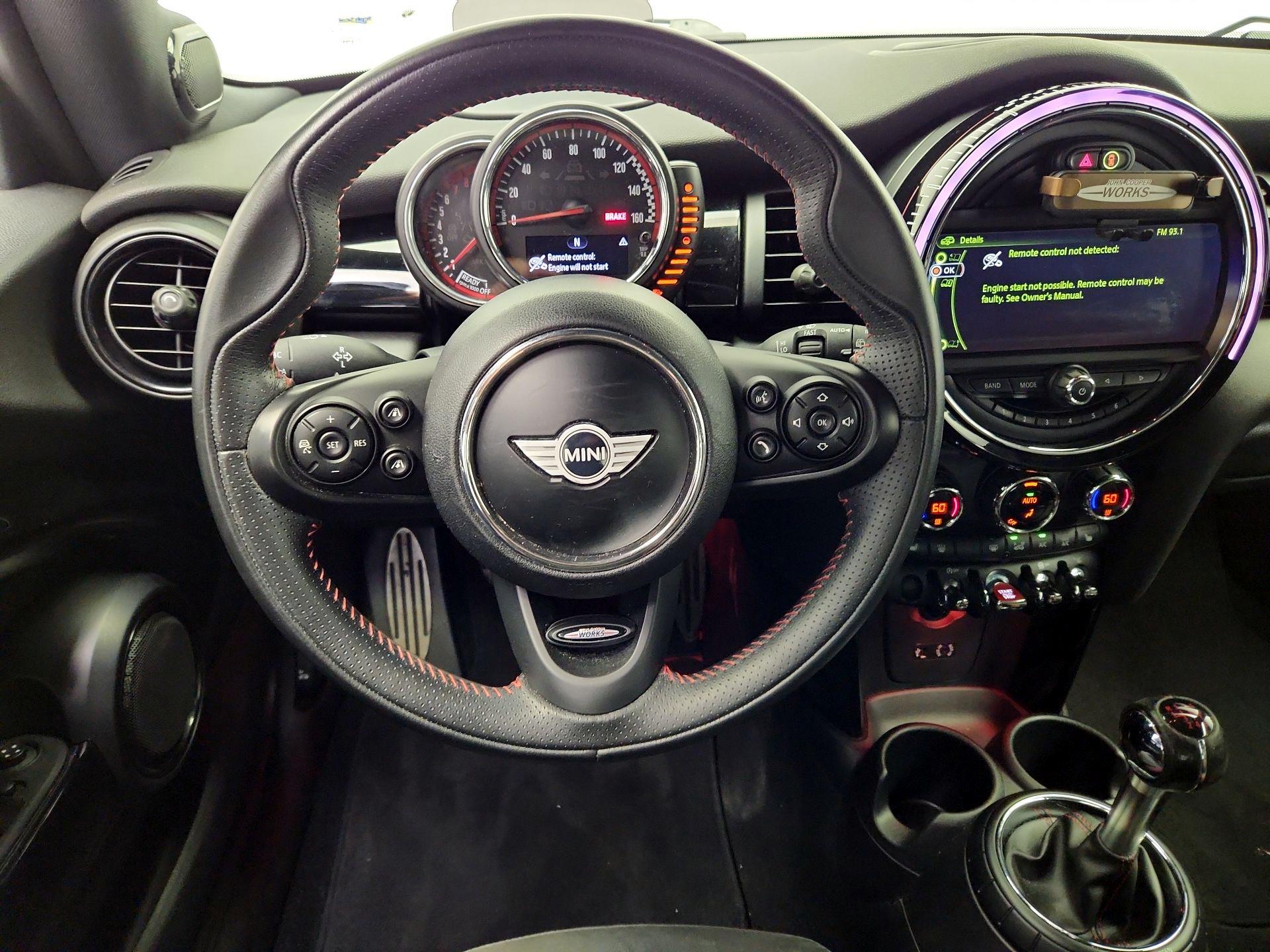 Thumbnail: 2015 MINI Cooper Hardtop - 10