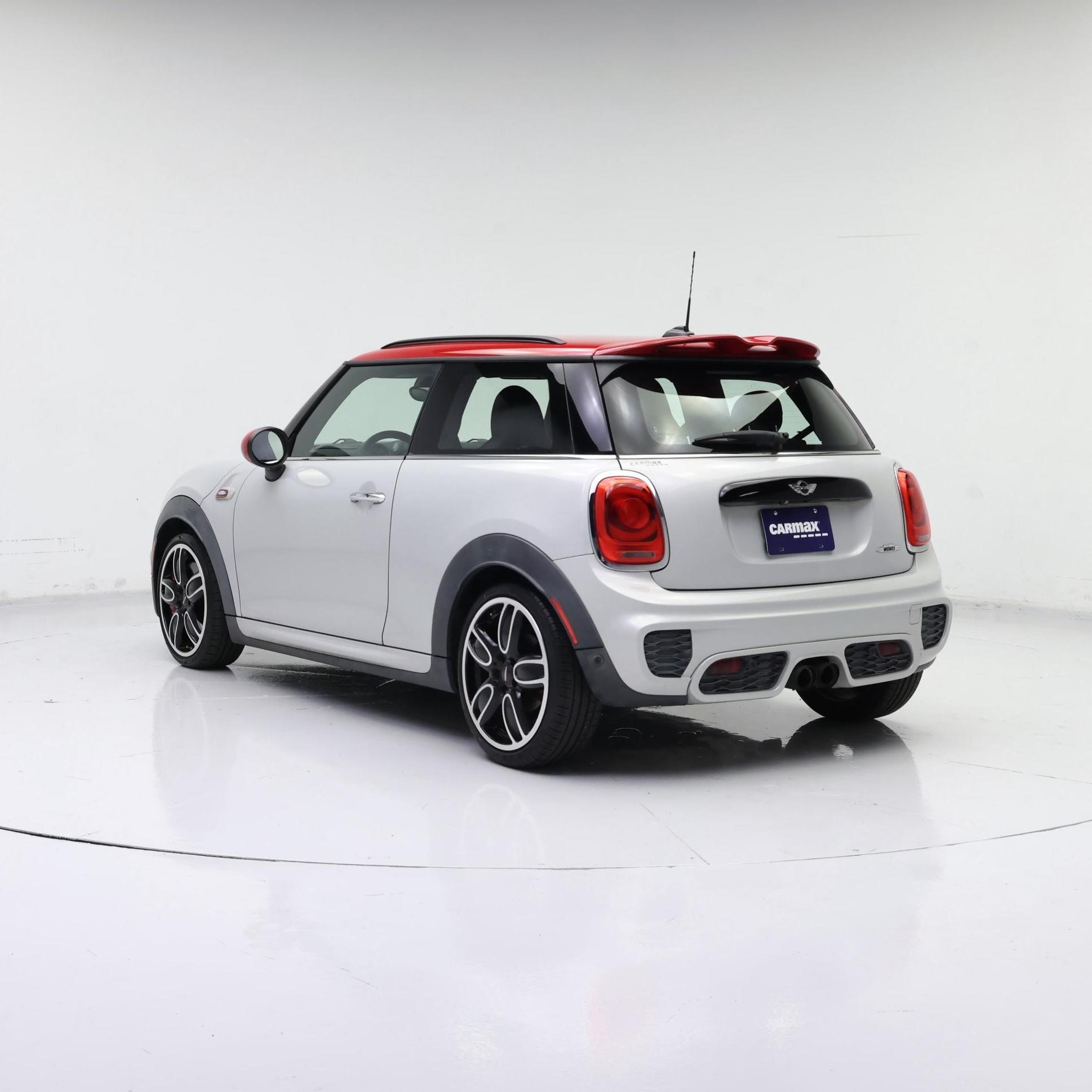 Thumbnail: 2015 MINI Cooper Hardtop - 2