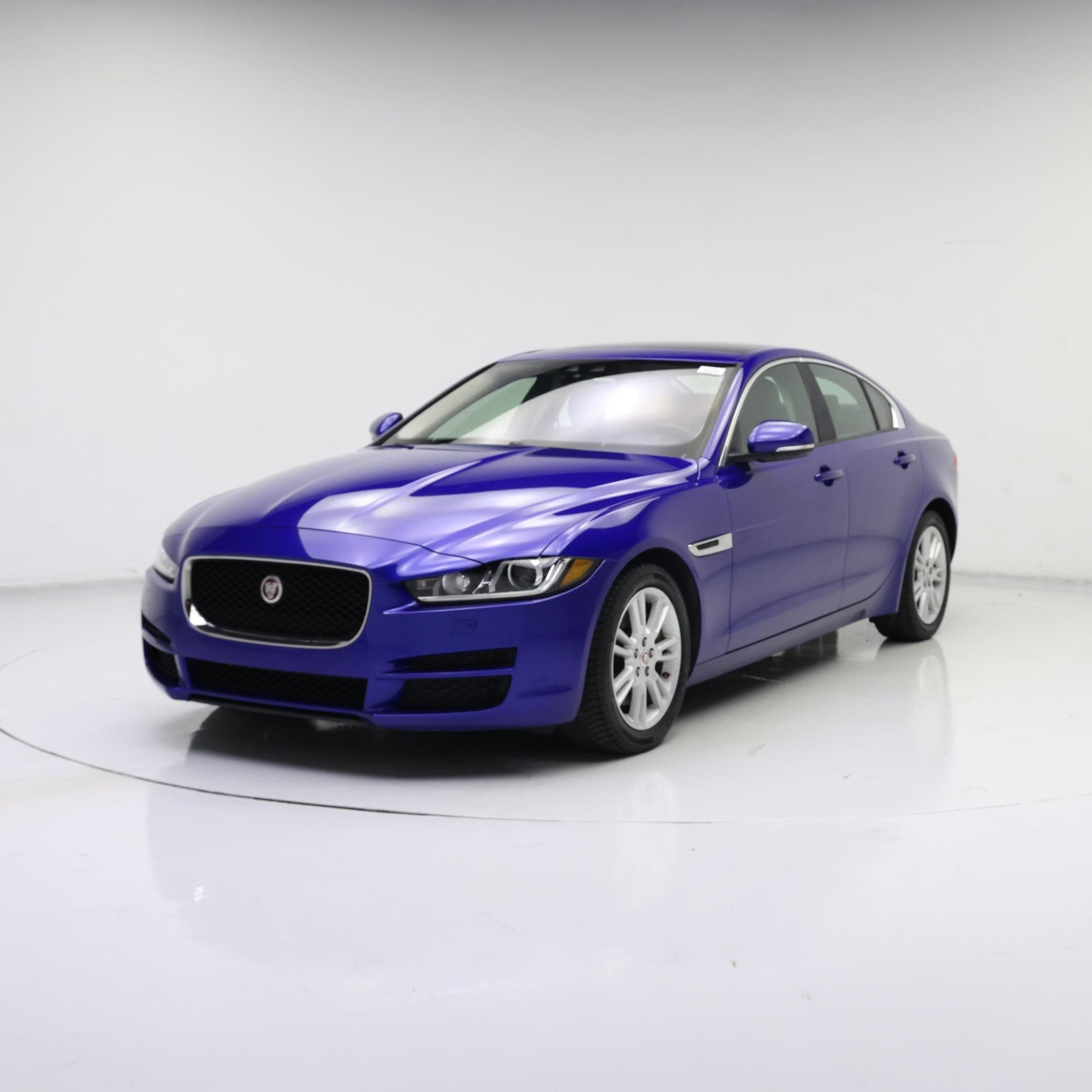 Thumbnail: 2018 Jaguar XE - 4