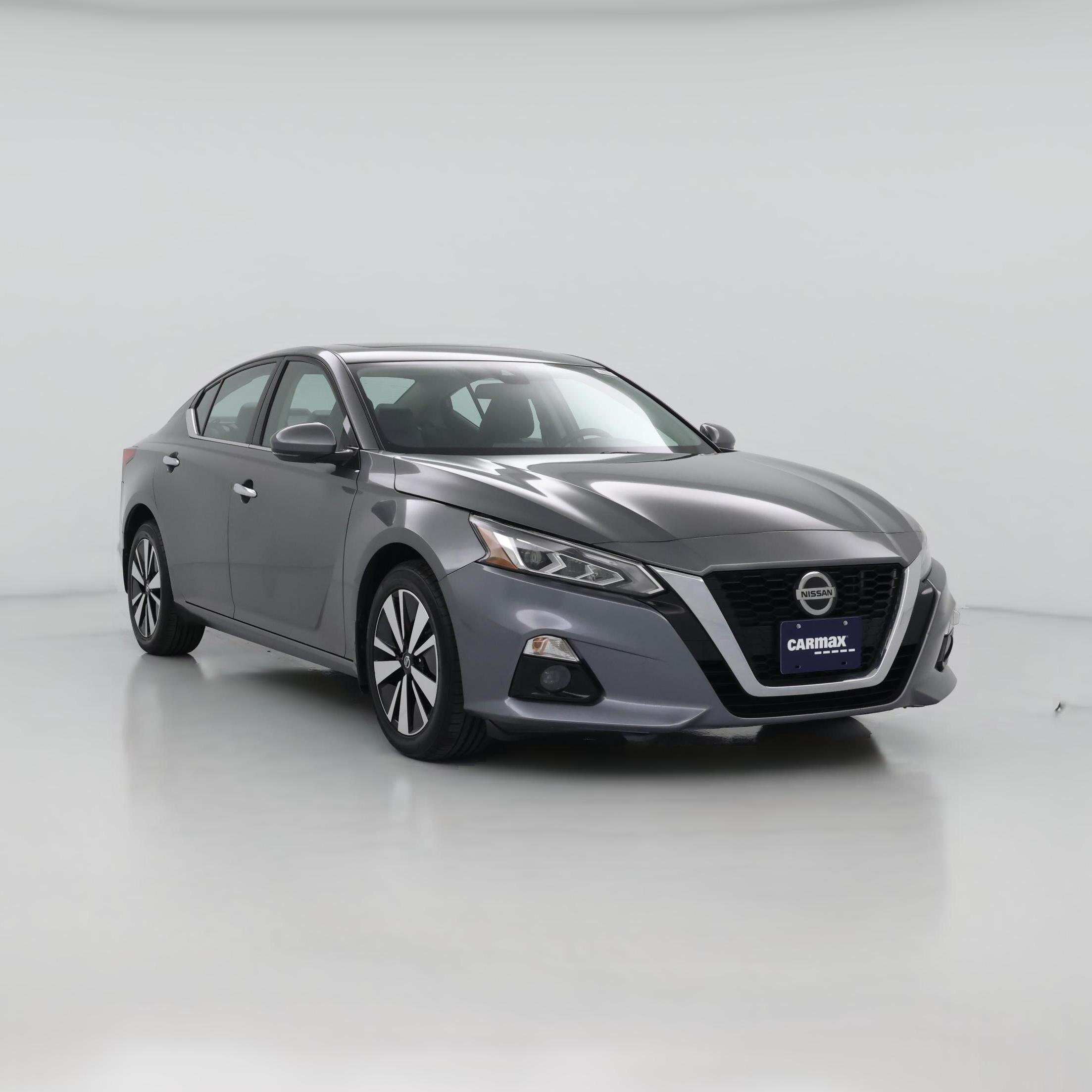 Thumbnail: 2022 Nissan Altima - 1