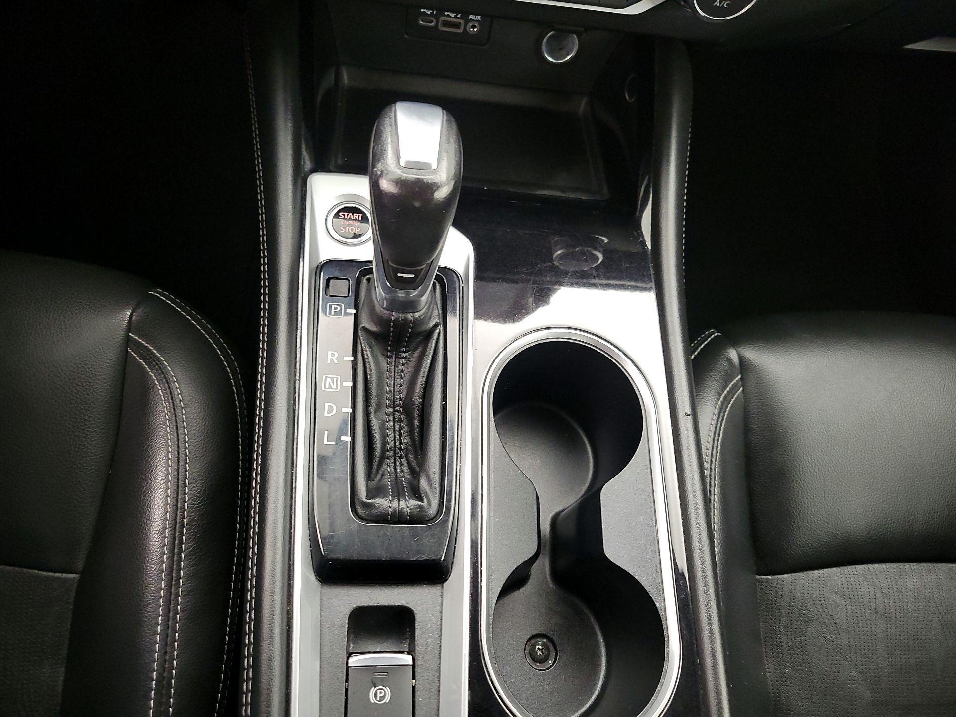 Thumbnail: 2022 Nissan Altima - 17