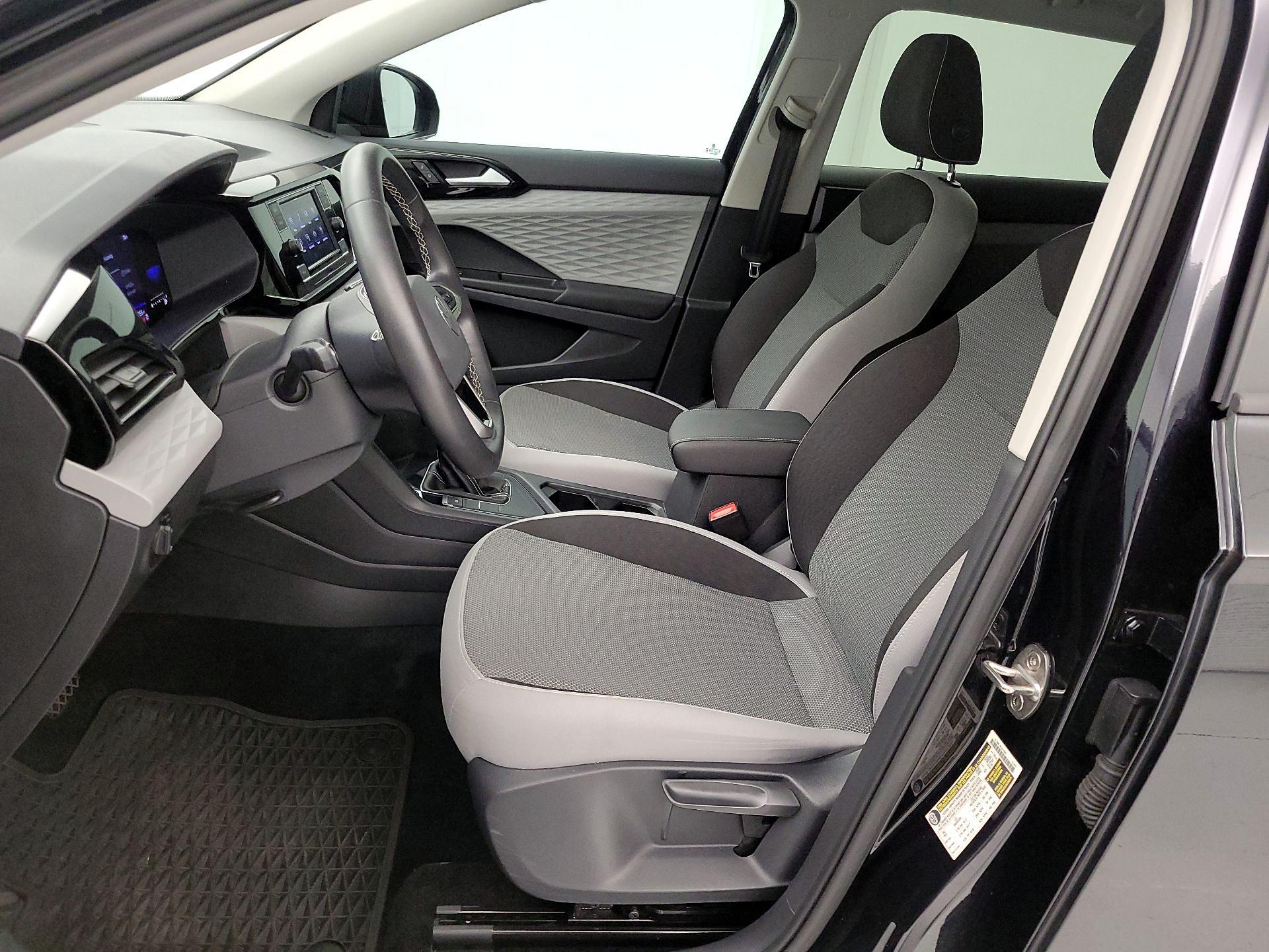 Thumbnail: 2023 Volkswagen Taos - 11