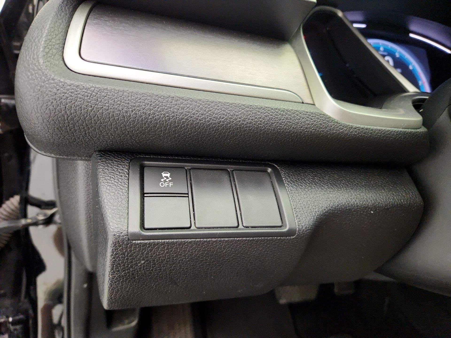 Thumbnail: 2017 Honda Civic - 13