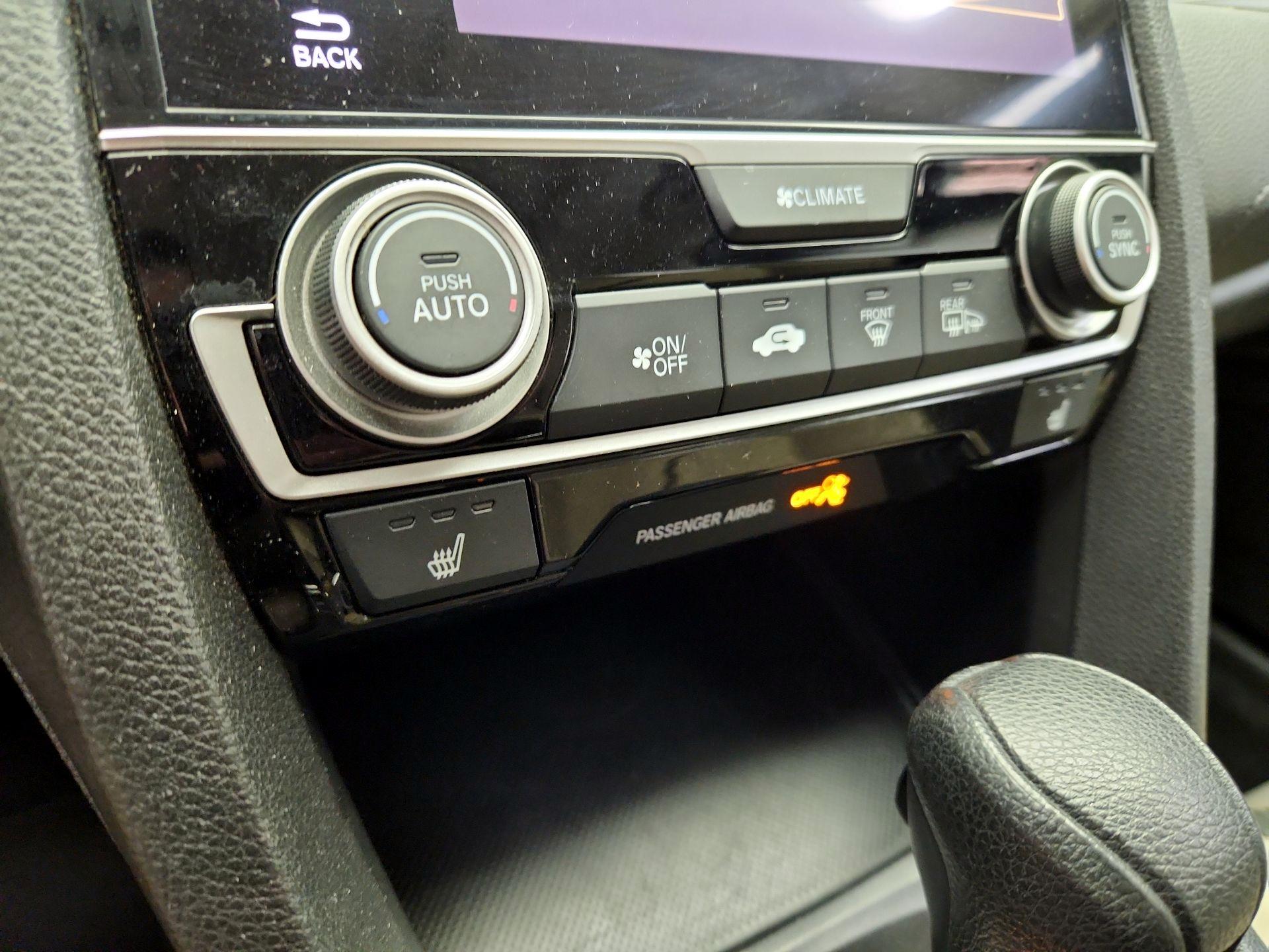 Thumbnail: 2017 Honda Civic - 16