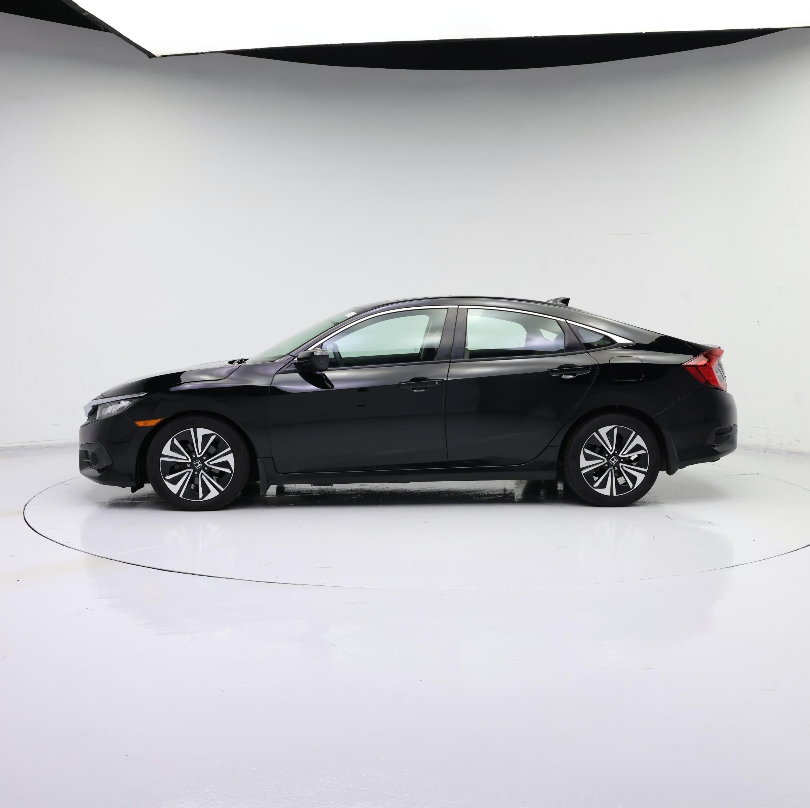 Thumbnail: 2017 Honda Civic - 3