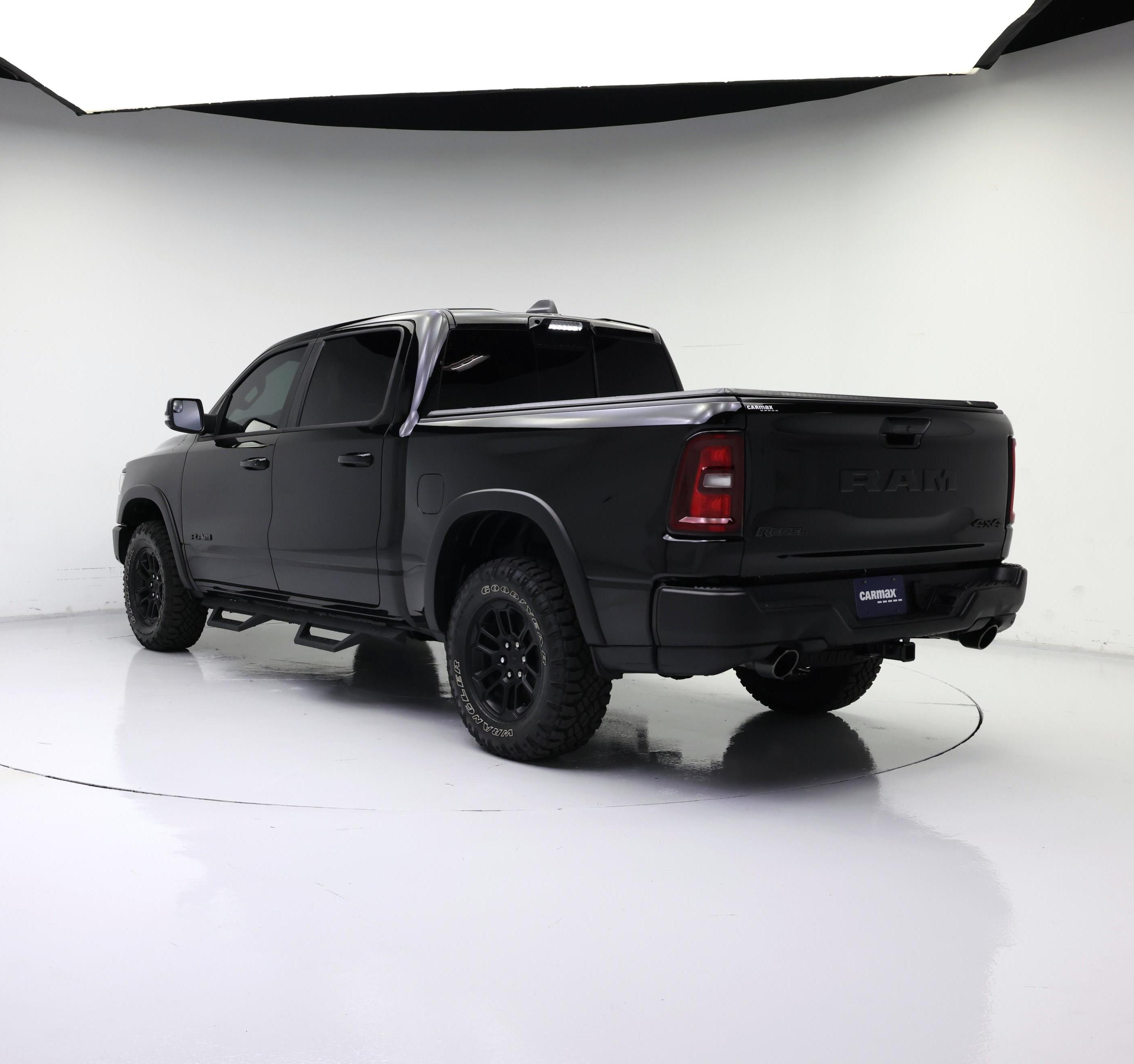 Thumbnail: 2025 RAM 1500 - 2