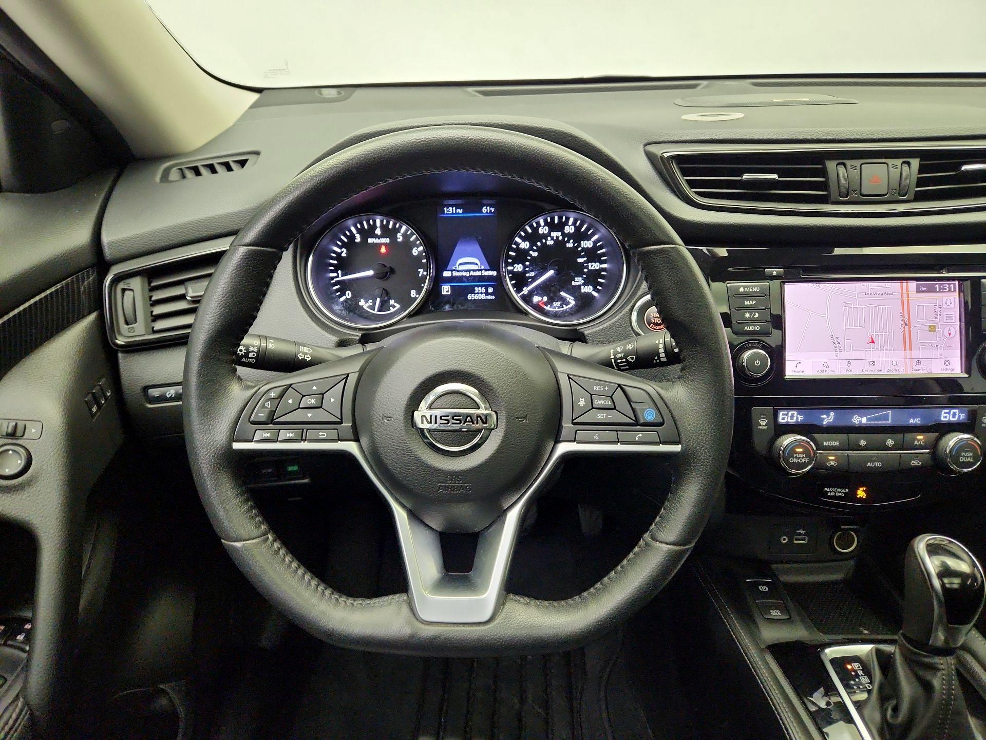 Thumbnail: 2019 Nissan Rogue - 10