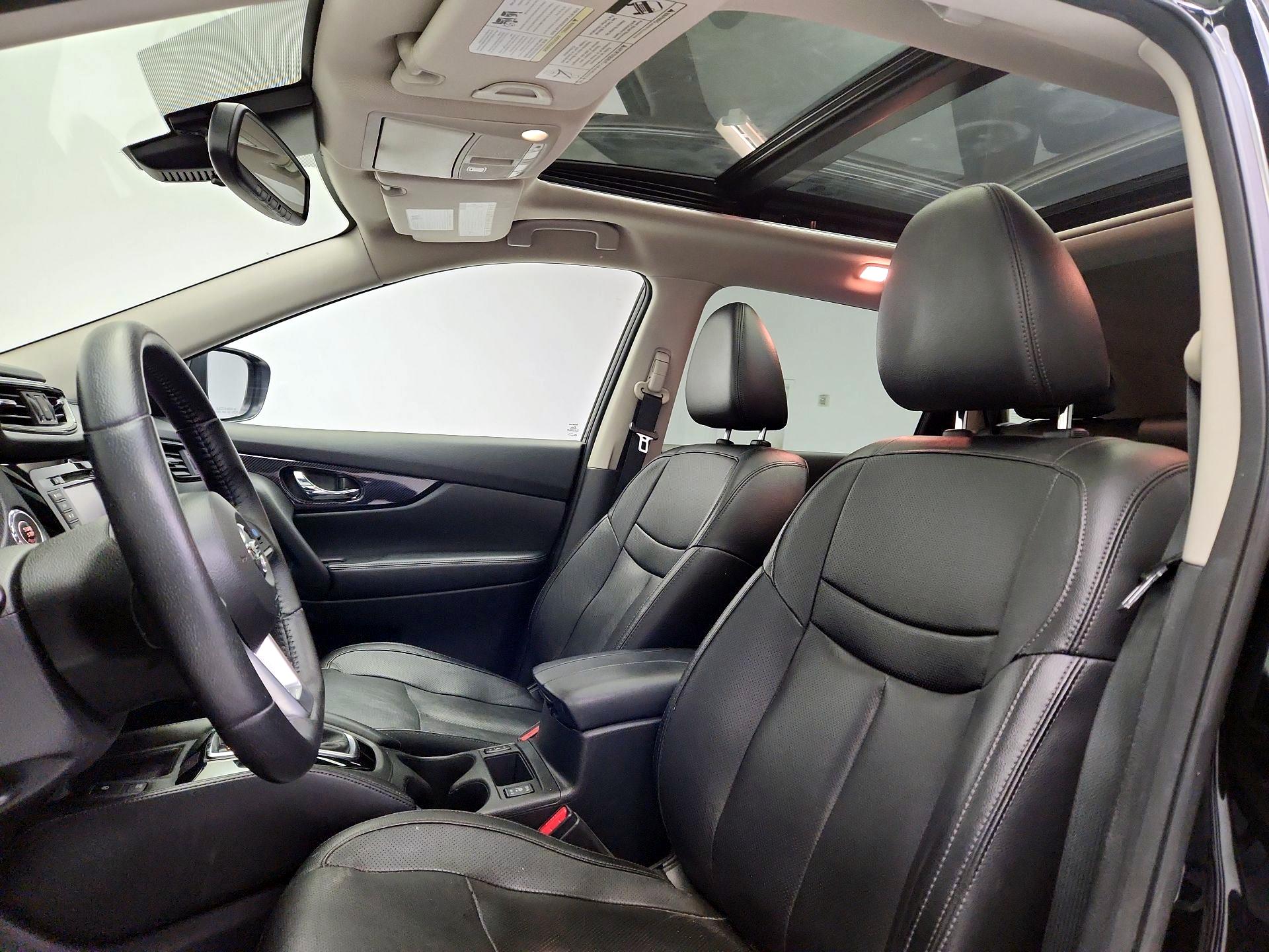 Thumbnail: 2019 Nissan Rogue - 20