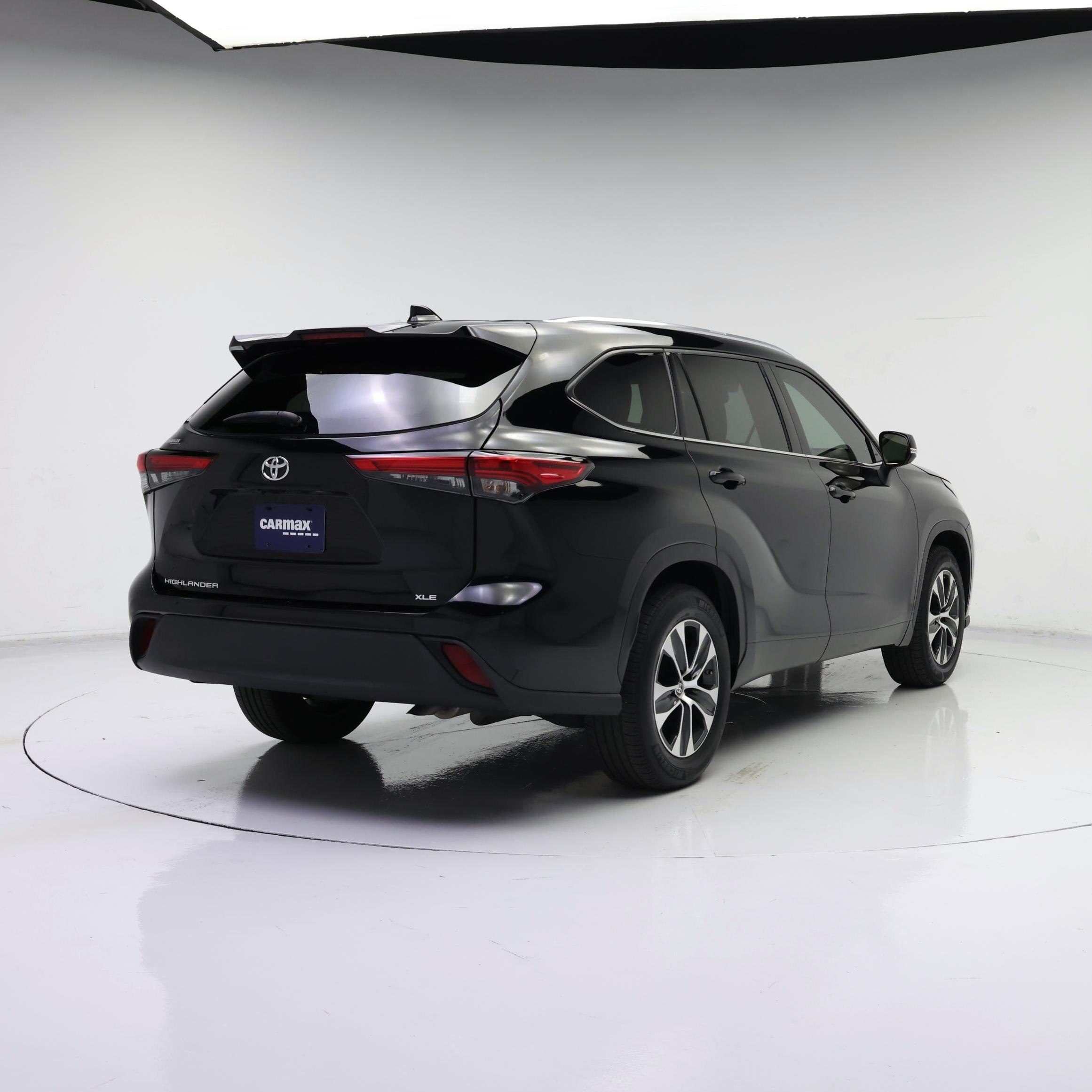 Thumbnail: 2021 Toyota Highlander - 8