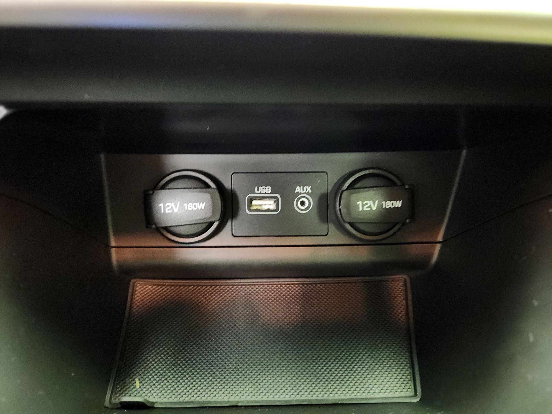 Thumbnail: 2016 Hyundai Sonata - 18