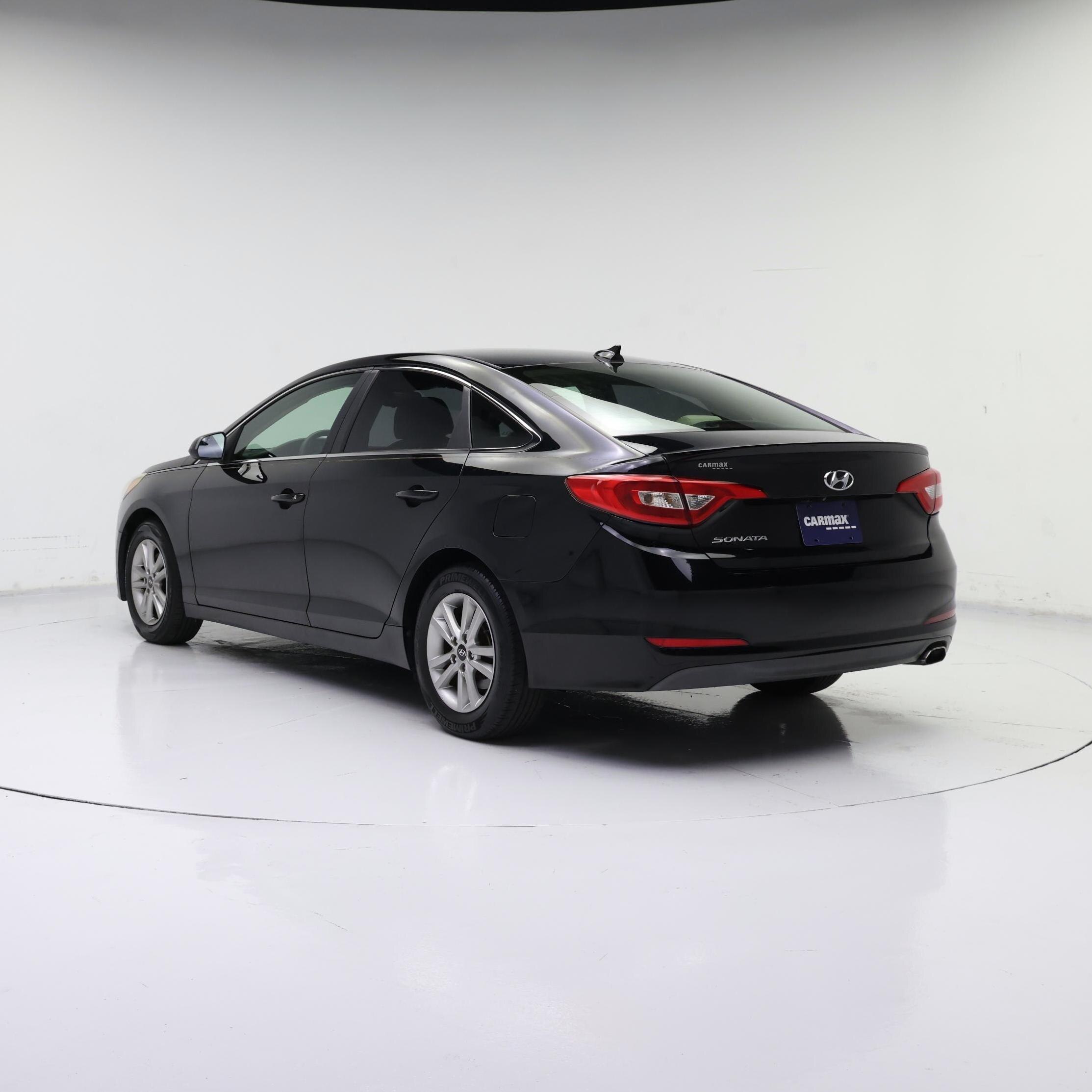 Thumbnail: 2016 Hyundai Sonata - 2