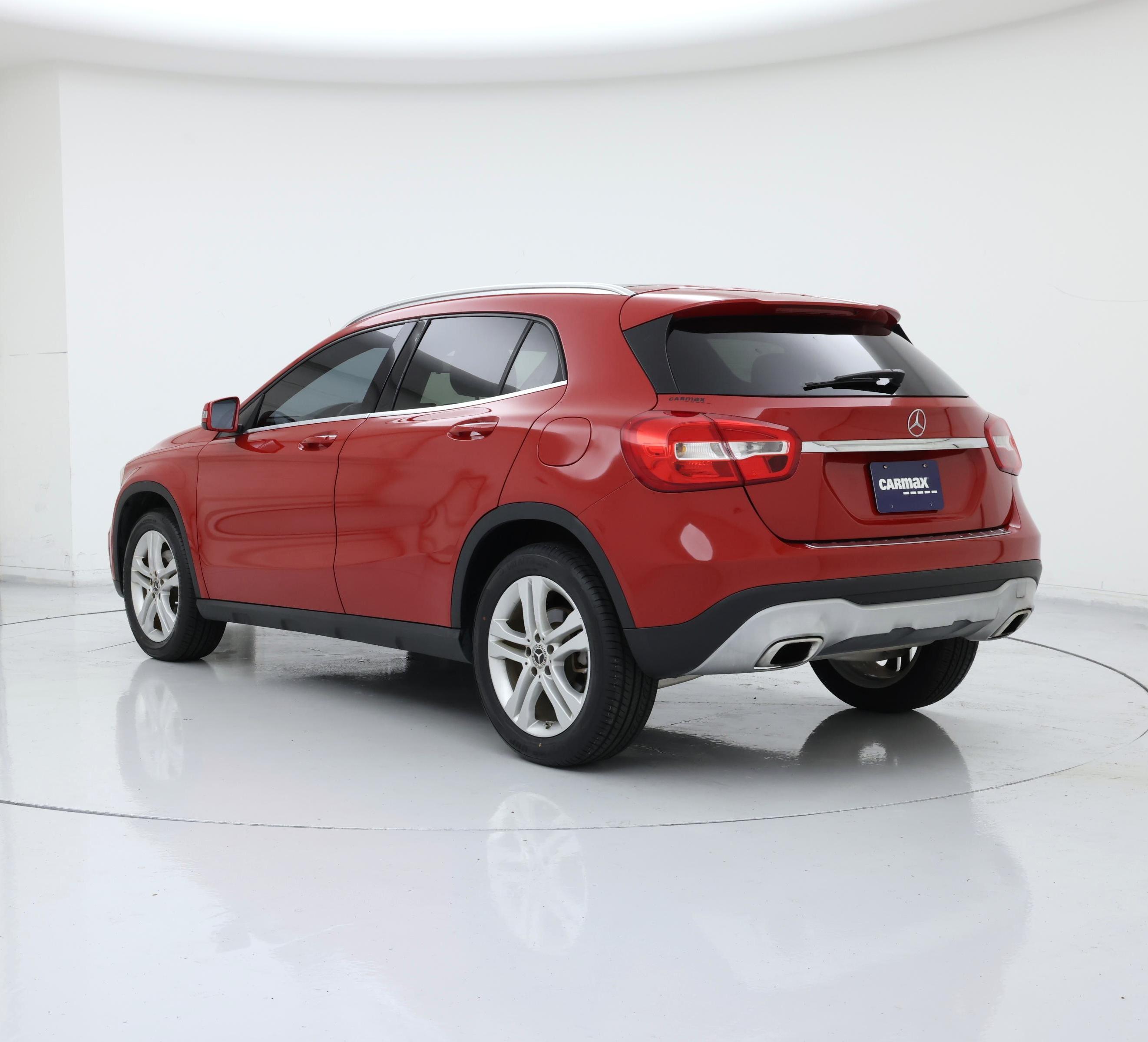 Thumbnail: 2018 Mercedes-Benz GLA - 2