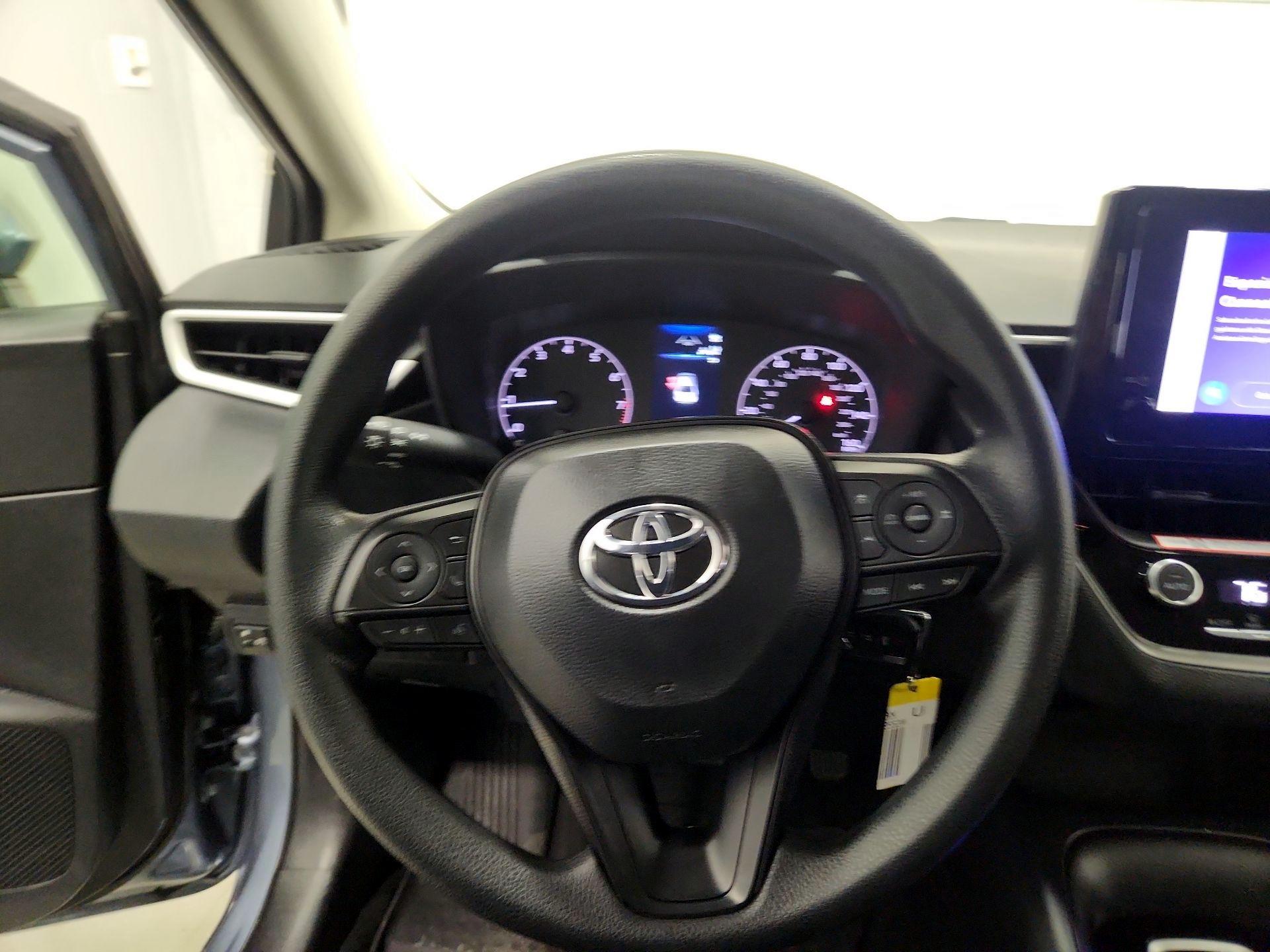 Thumbnail: 2025 Toyota Corolla - 10