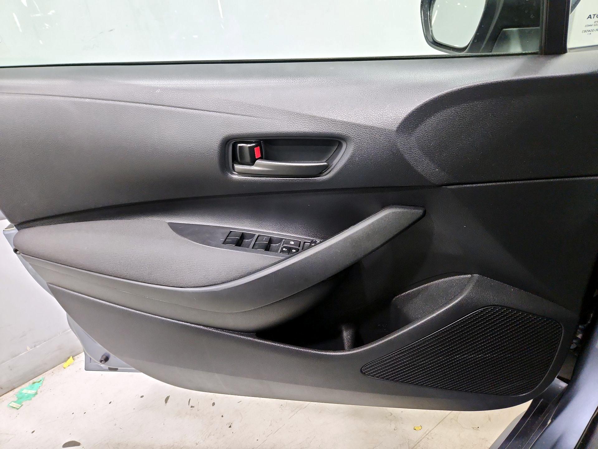 Thumbnail: 2025 Toyota Corolla - 12