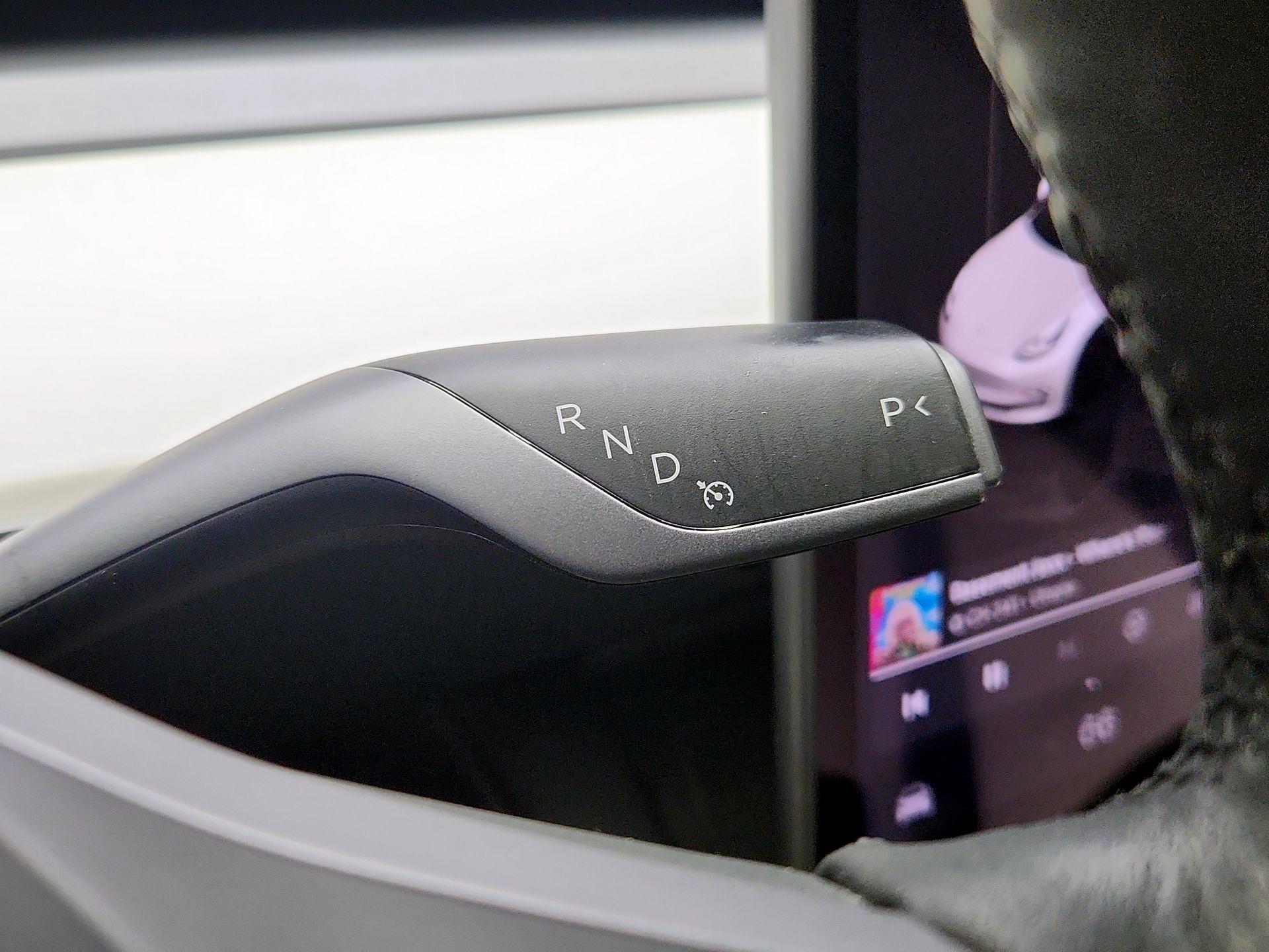 Thumbnail: 2023 Tesla Model 3 - 17