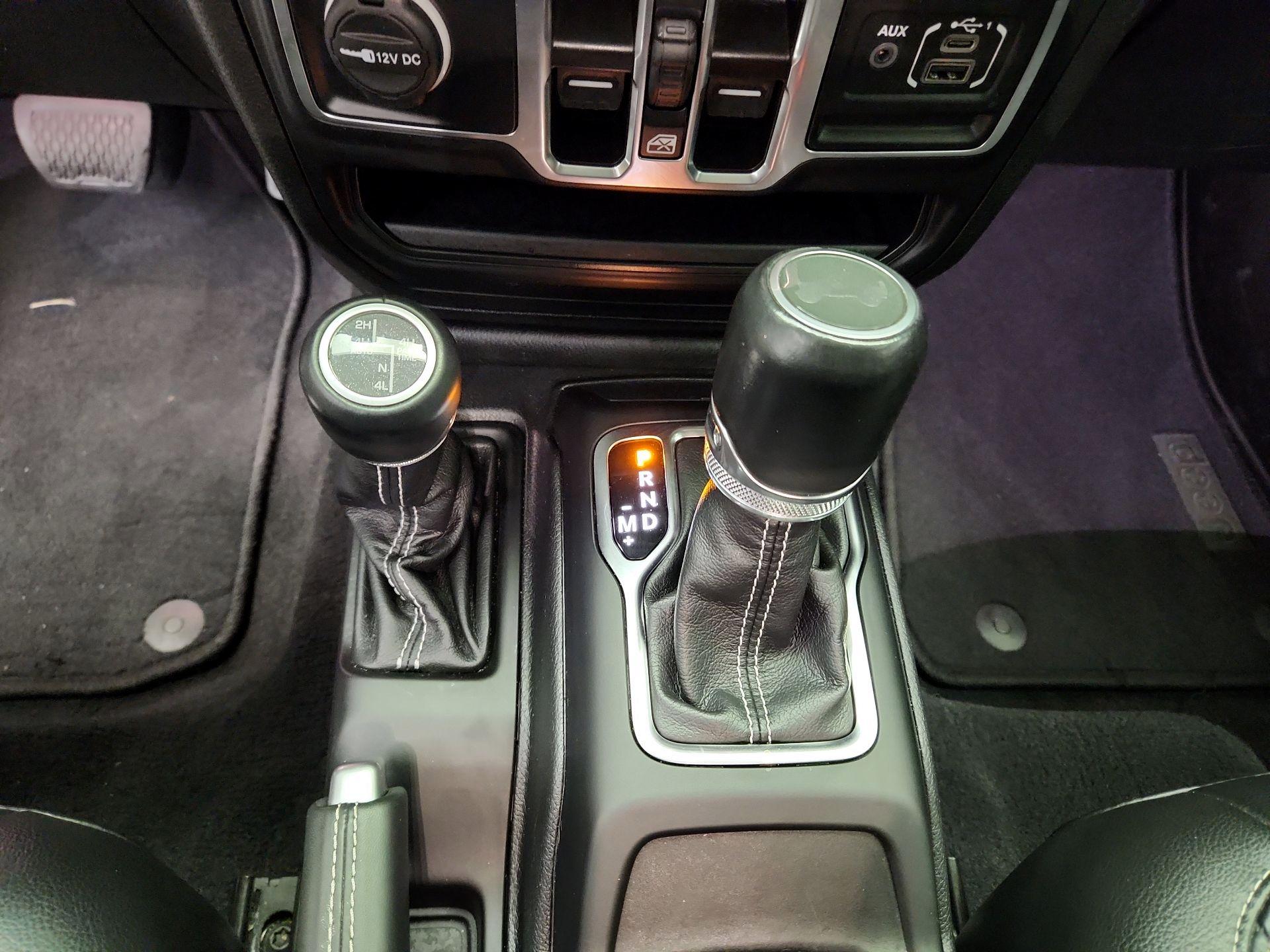 Thumbnail: 2023 Jeep Wrangler - 18