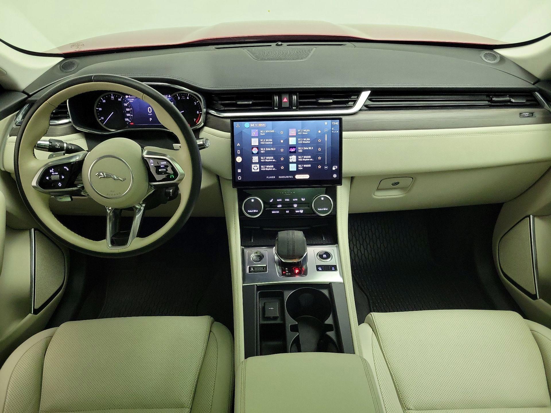 Thumbnail: 2022 Jaguar F-Pace - 9