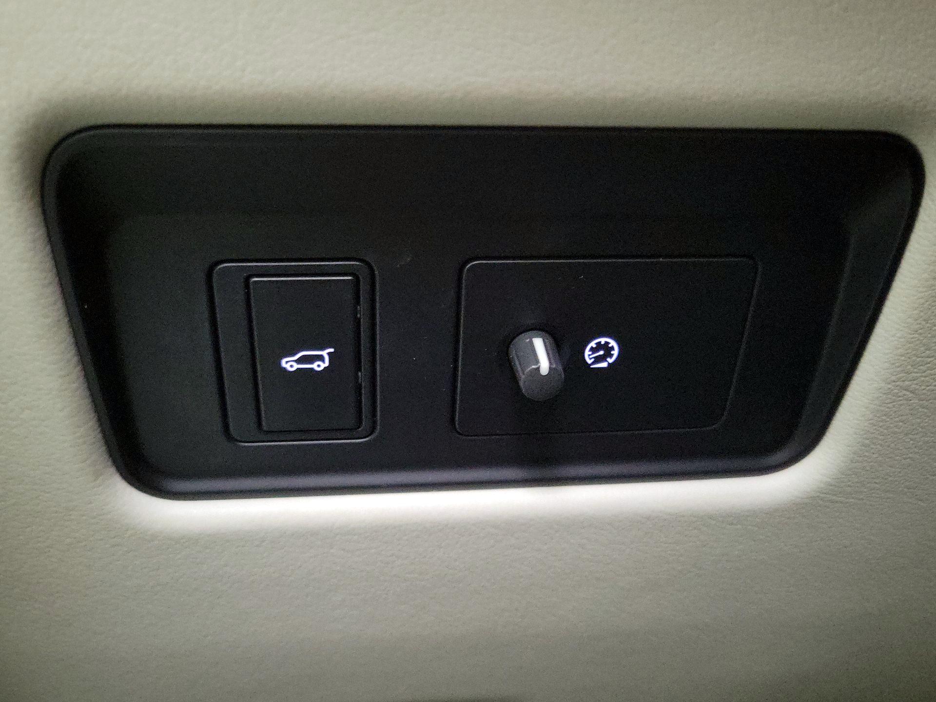 Thumbnail: 2022 Jaguar F-Pace - 13