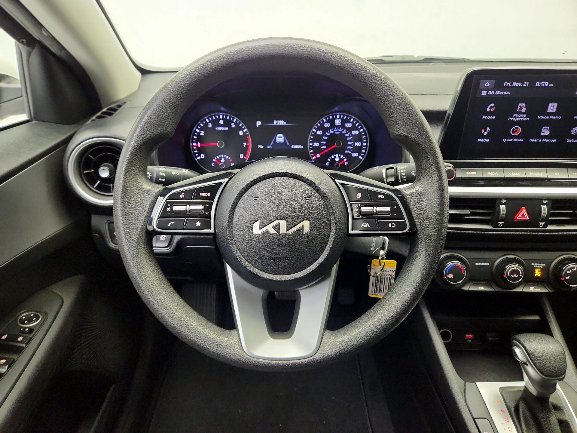 Thumbnail: 2022 Kia Forte - 10