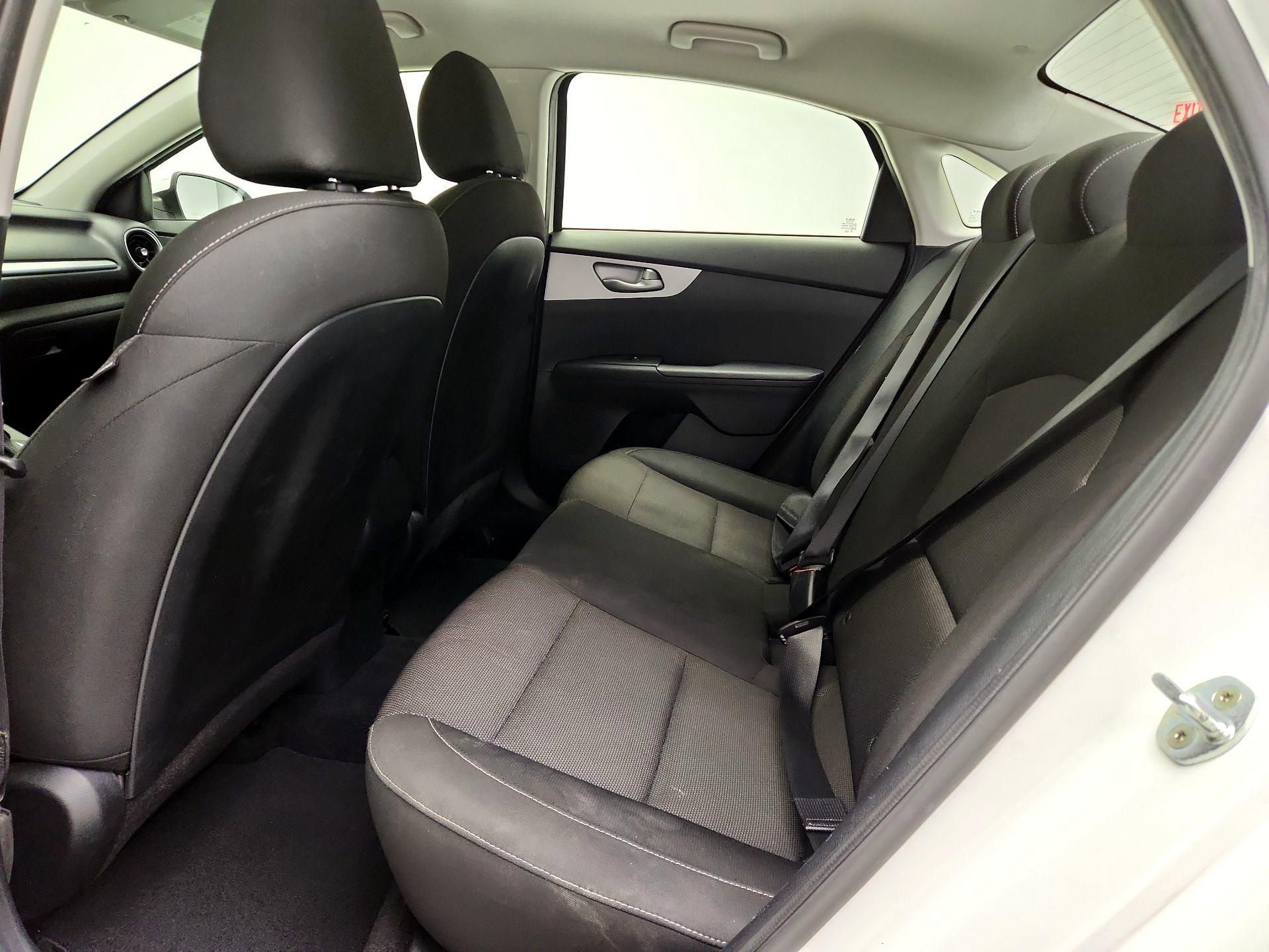 Thumbnail: 2022 Kia Forte - 19