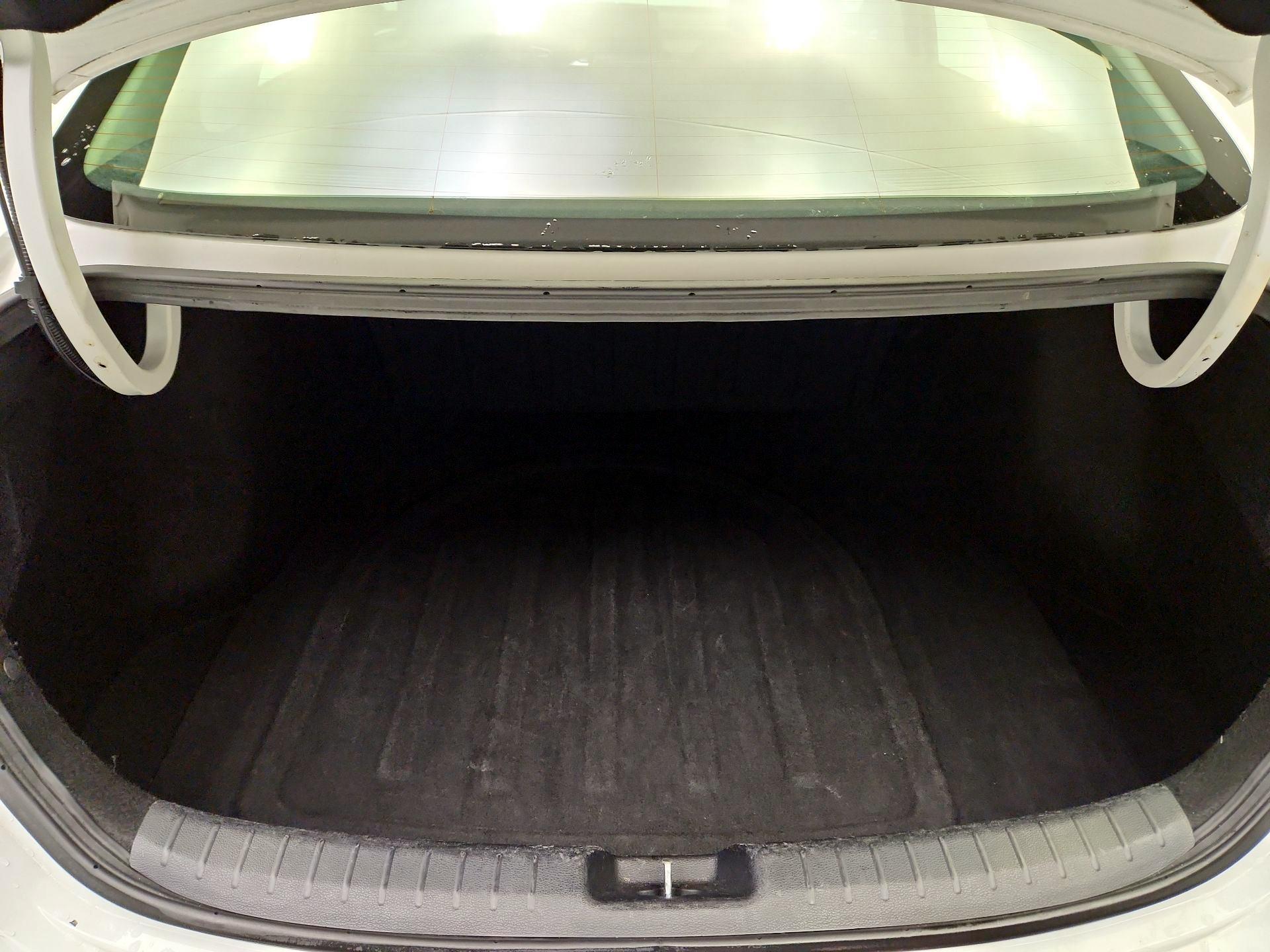 Thumbnail: 2022 Kia Forte - 20