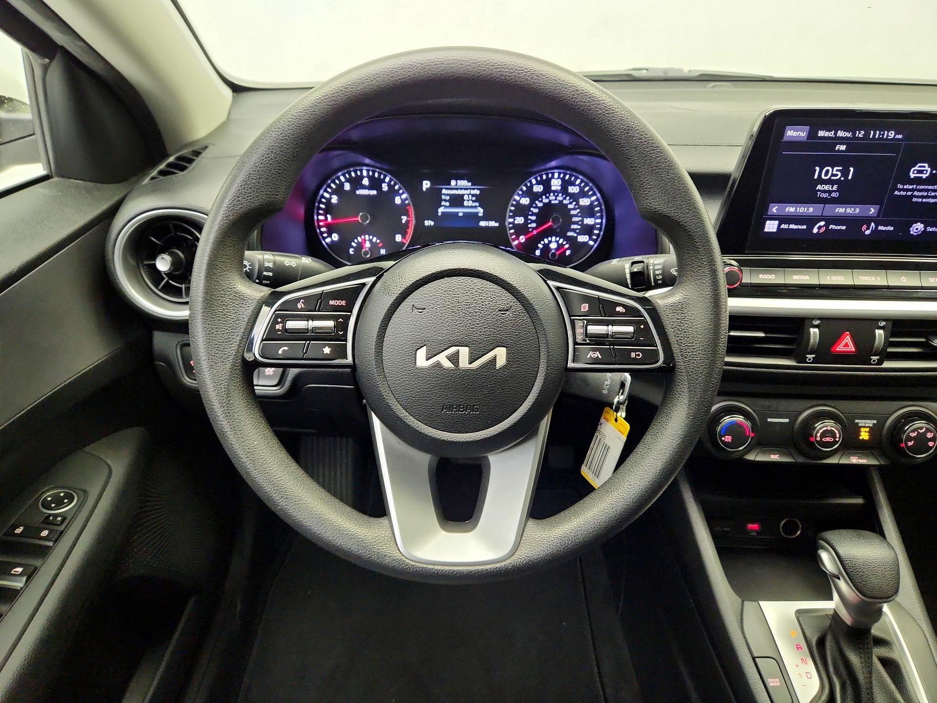 Thumbnail: 2022 Kia Forte - 10