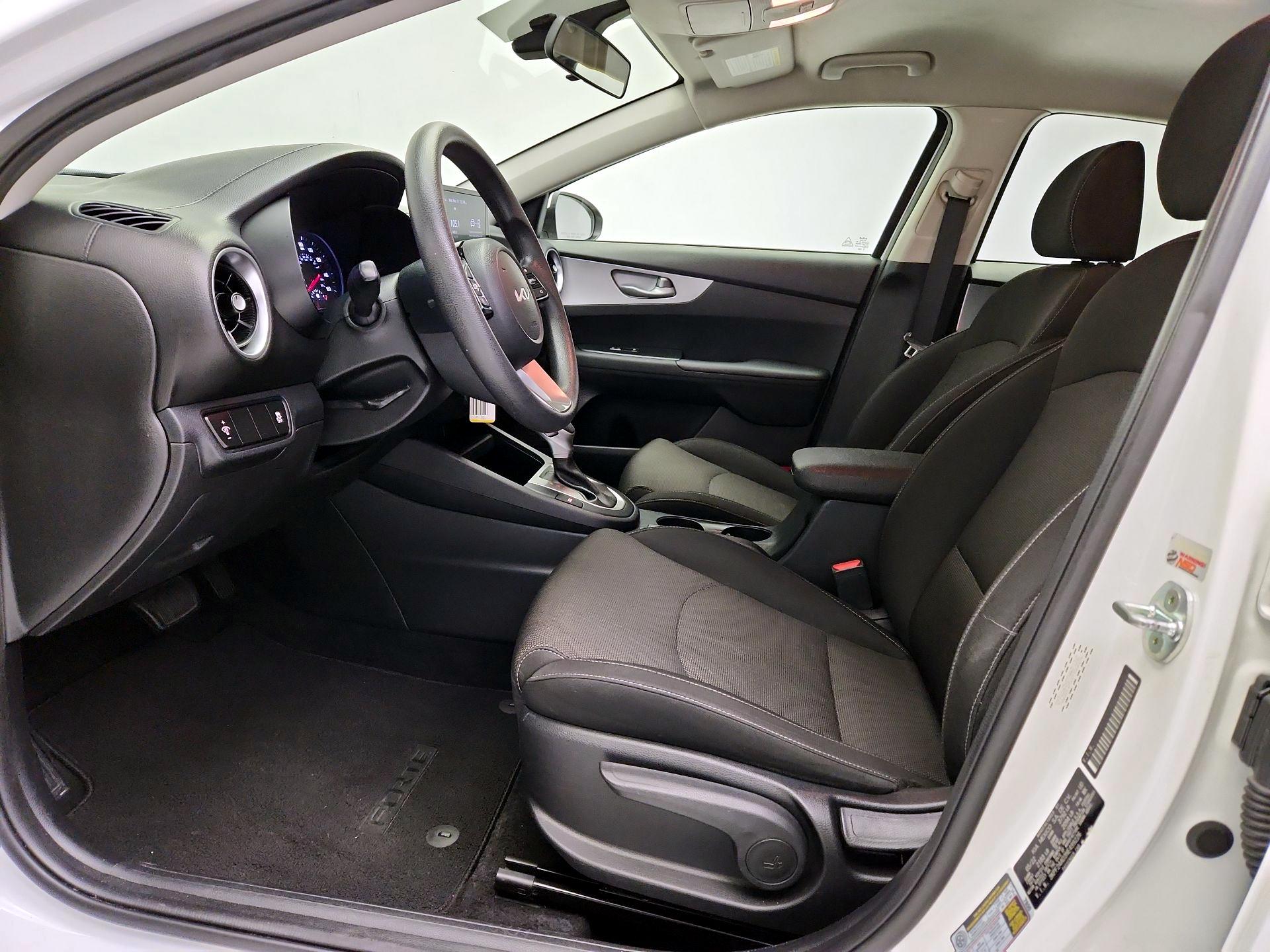 Thumbnail: 2022 Kia Forte - 11