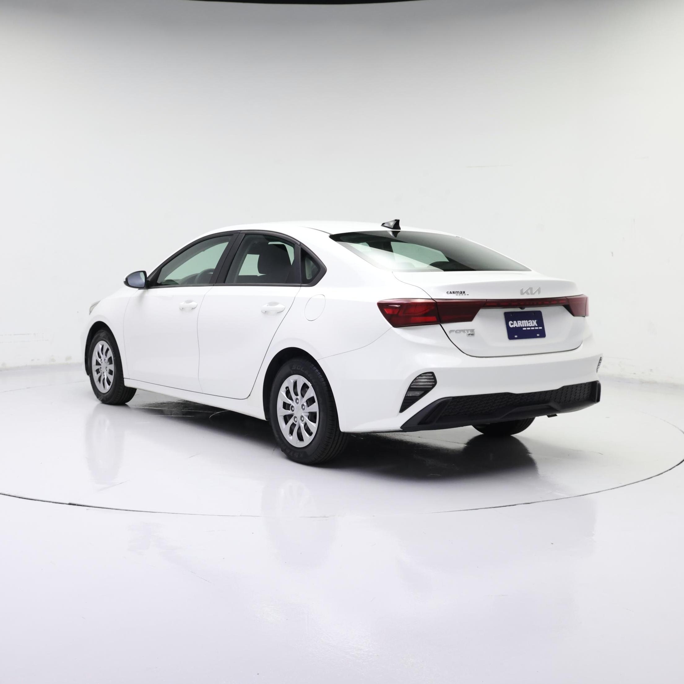 Thumbnail: 2022 Kia Forte - 2